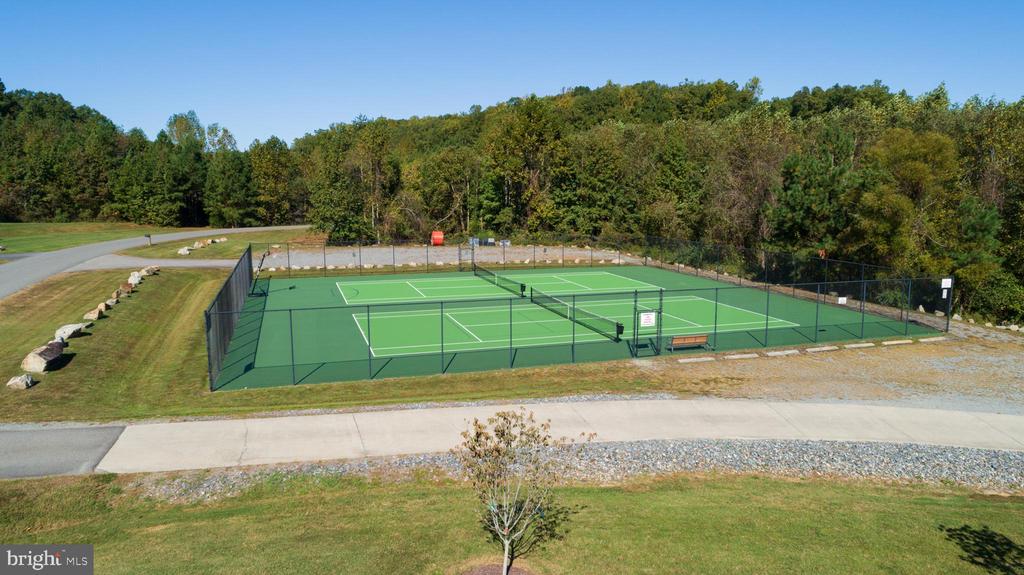 295 HEMLOCK LOOP, MINERAL, Virginia 23117, 4 Bedrooms Bedrooms, ,2 BathroomsBathrooms,Residential,295 HEMLOCK LOOP,VALA2007828 MLS # VALA2007828