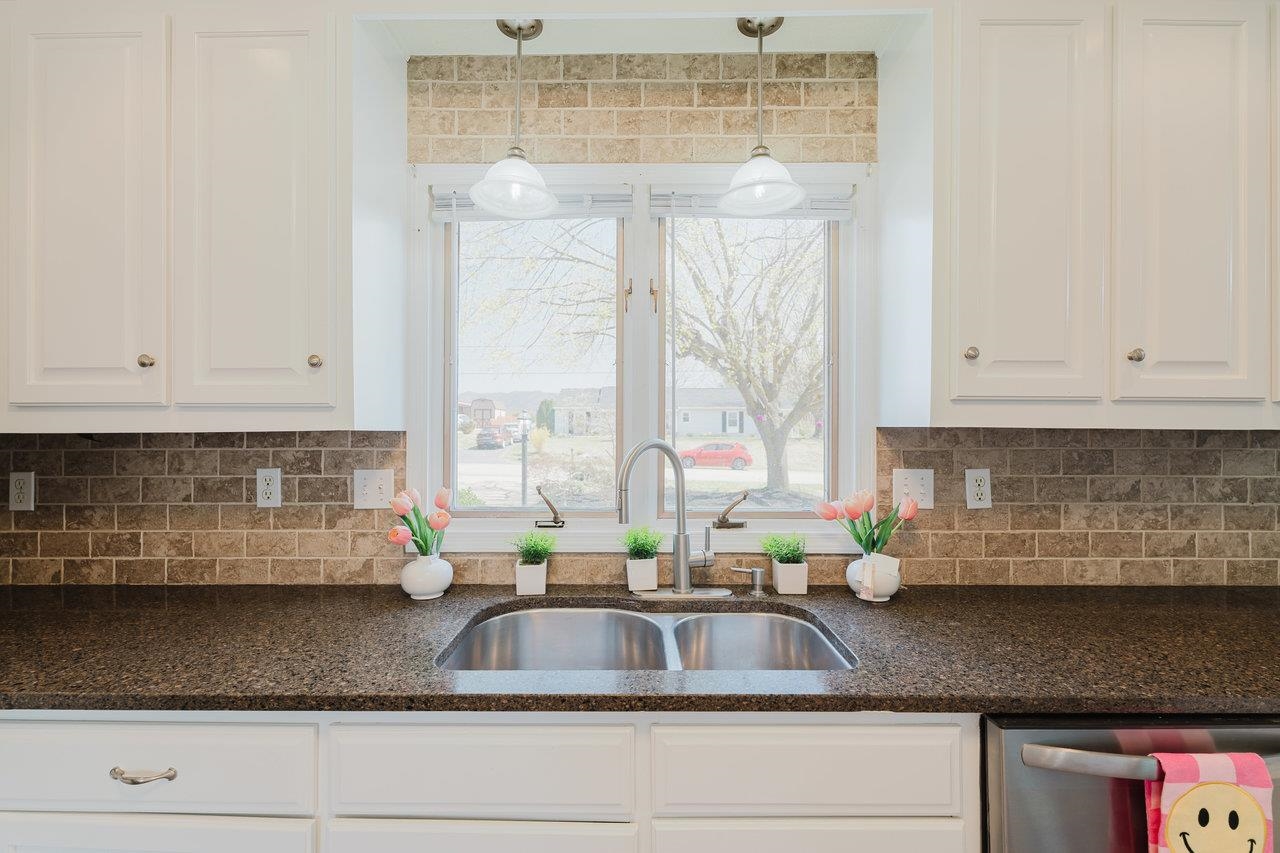 115 GREGORY ST, SHENANDOAH, Virginia 22849, 3 Bedrooms Bedrooms, ,3 BathroomsBathrooms,Residential,115 GREGORY ST,663275 MLS # 663275