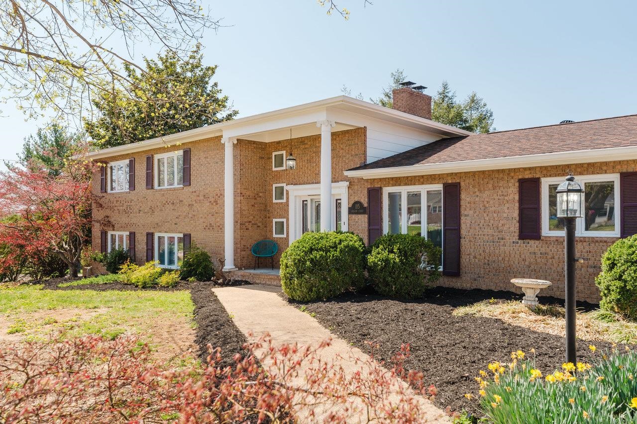 115 GREGORY ST, SHENANDOAH, Virginia 22849, 3 Bedrooms Bedrooms, ,3 BathroomsBathrooms,Residential,115 GREGORY ST,663275 MLS # 663275