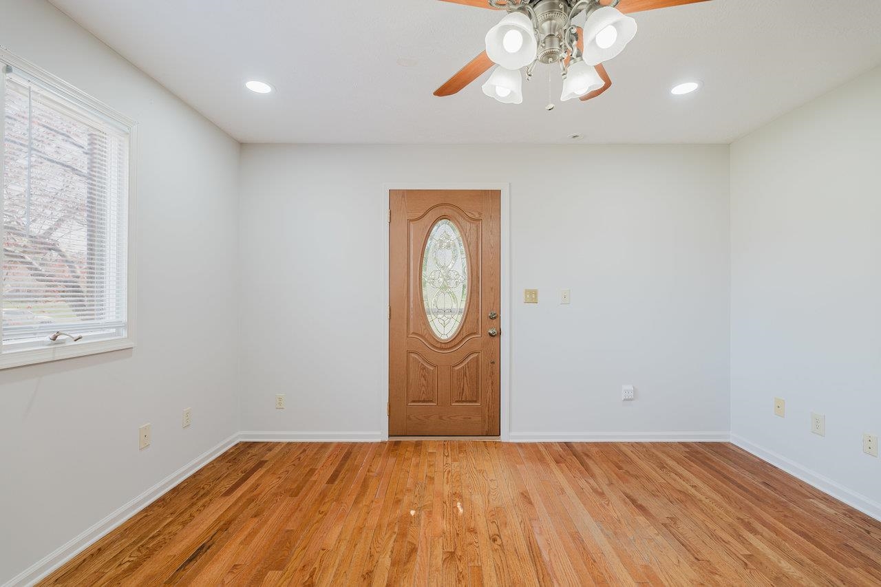 115 GREGORY ST, SHENANDOAH, Virginia 22849, 3 Bedrooms Bedrooms, ,3 BathroomsBathrooms,Residential,115 GREGORY ST,663275 MLS # 663275