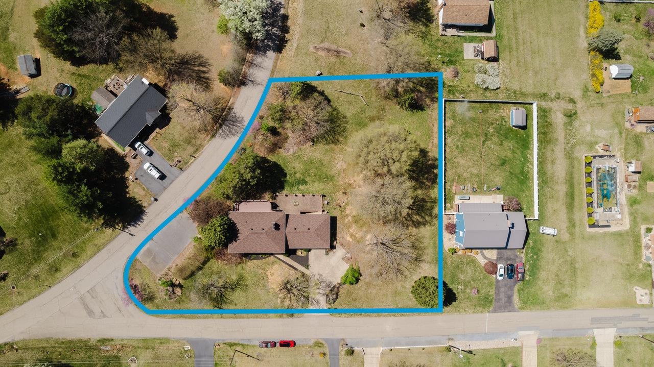 115 GREGORY ST, SHENANDOAH, Virginia 22849, 3 Bedrooms Bedrooms, ,3 BathroomsBathrooms,Residential,115 GREGORY ST,663275 MLS # 663275
