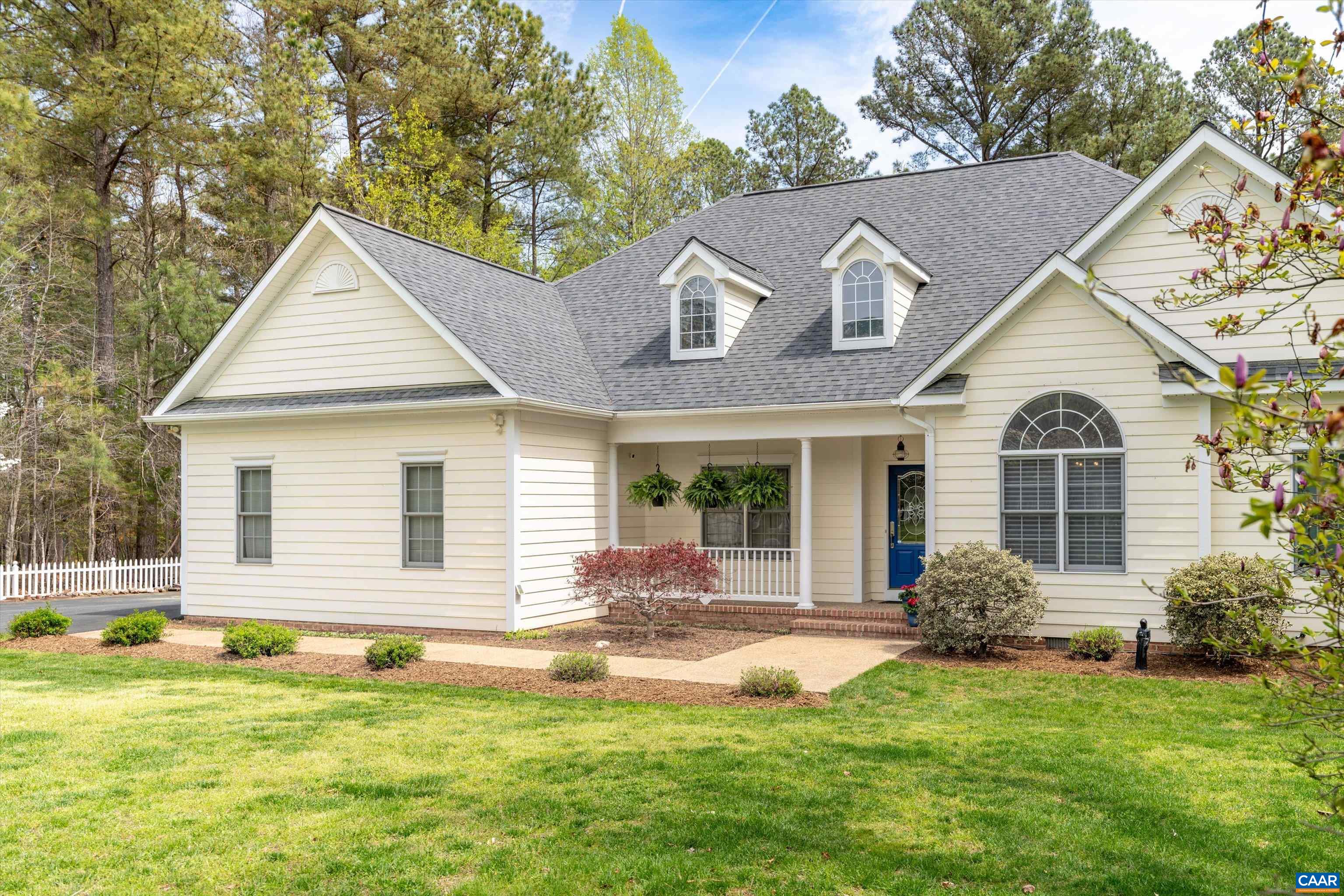 148 CLAIRBORNE CIR, TROY, Virginia 22974, 3 Bedrooms Bedrooms, ,2 BathroomsBathrooms,Residential,148 CLAIRBORNE CIR,663775 MLS # 663775