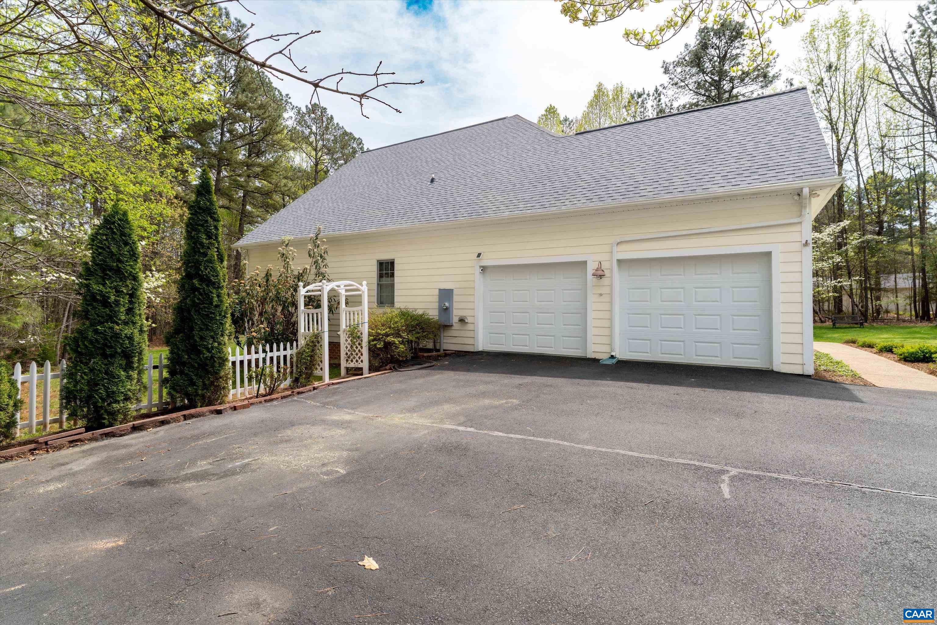 148 CLAIRBORNE CIR, TROY, Virginia 22974, 3 Bedrooms Bedrooms, ,2 BathroomsBathrooms,Residential,148 CLAIRBORNE CIR,663775 MLS # 663775
