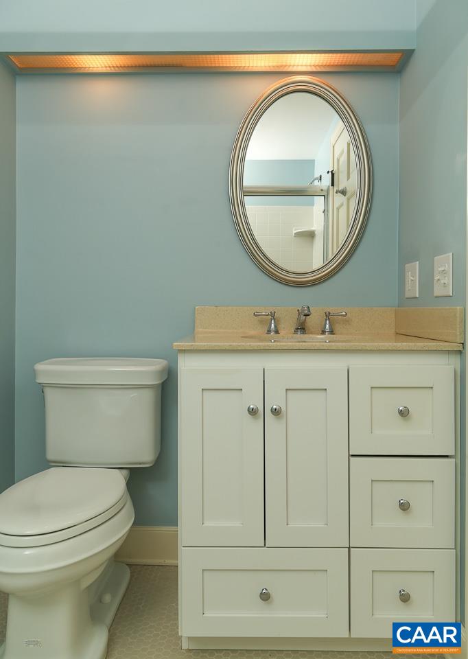 253 EAST JEFFERSON ST, CHARLOTTESVILLE, Virginia 22902, 2 Bedrooms Bedrooms, ,2 BathroomsBathrooms,Residential,253 EAST JEFFERSON ST,663998 MLS # 663998