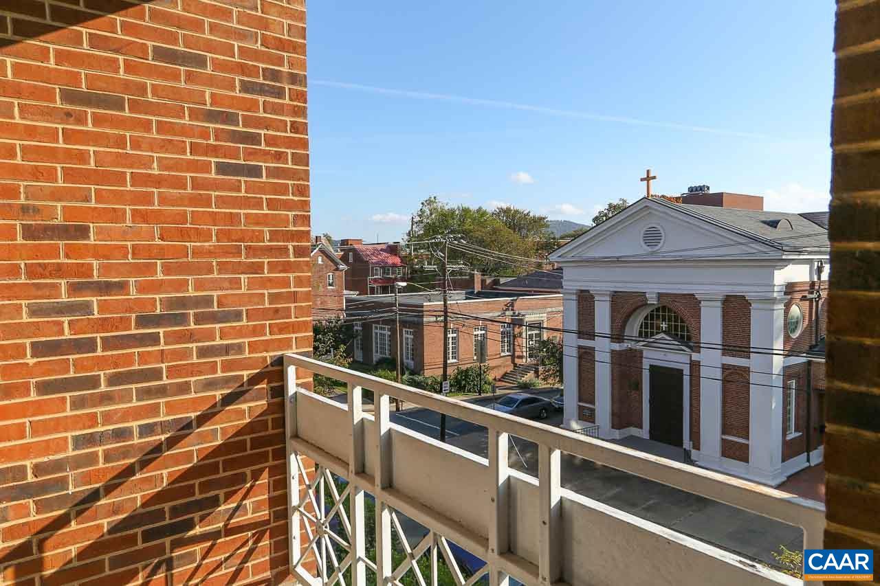 South facing balcony gets lots of sunshine.