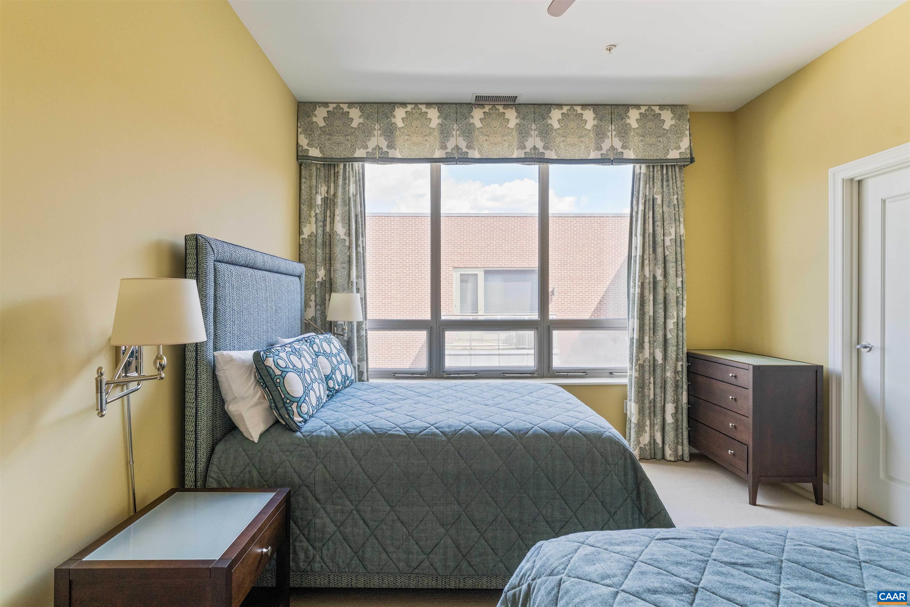 112 SE 5TH ST, CHARLOTTESVILLE, Virginia 22902, 2 Bedrooms Bedrooms, ,2 BathroomsBathrooms,Residential,HOLSINGER PENTHOUSE,112 SE 5TH ST,664121 MLS # 664121