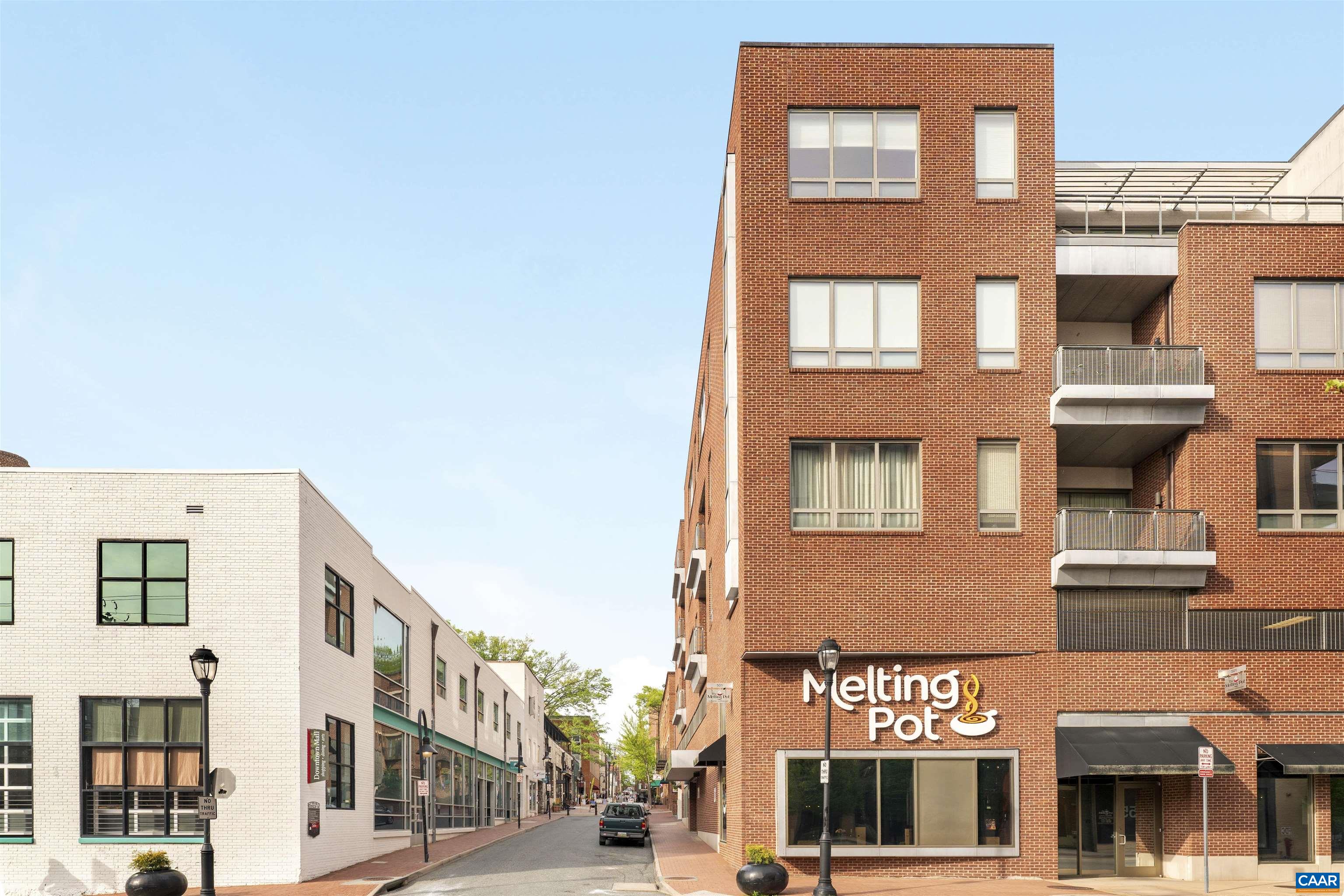 112 SE 5TH ST, CHARLOTTESVILLE, Virginia 22902, 2 Bedrooms Bedrooms, ,2 BathroomsBathrooms,Residential,HOLSINGER PENTHOUSE,112 SE 5TH ST,664121 MLS # 664121