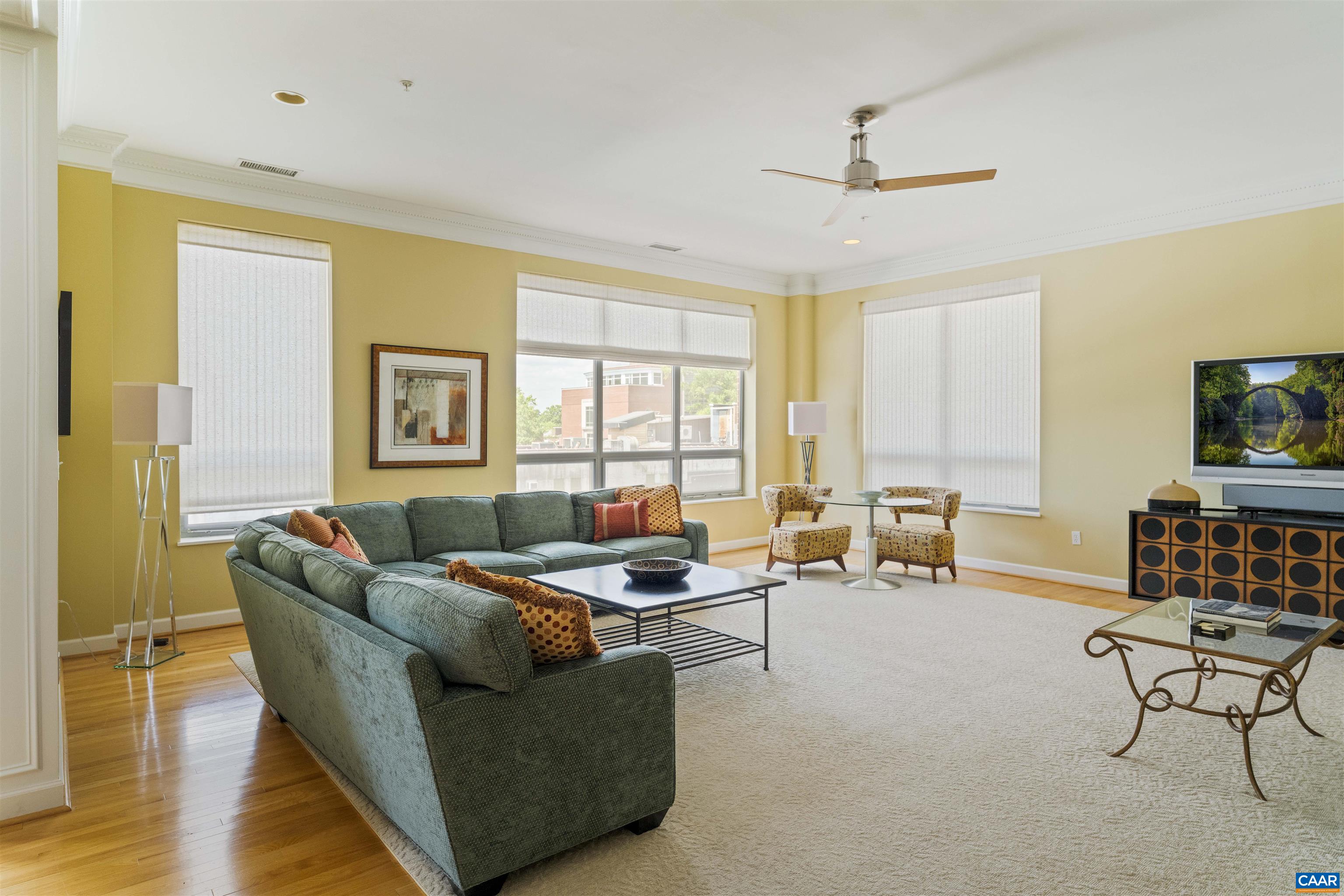 112 SE 5TH ST, CHARLOTTESVILLE, Virginia 22902, 2 Bedrooms Bedrooms, ,2 BathroomsBathrooms,Residential,HOLSINGER PENTHOUSE,112 SE 5TH ST,664121 MLS # 664121