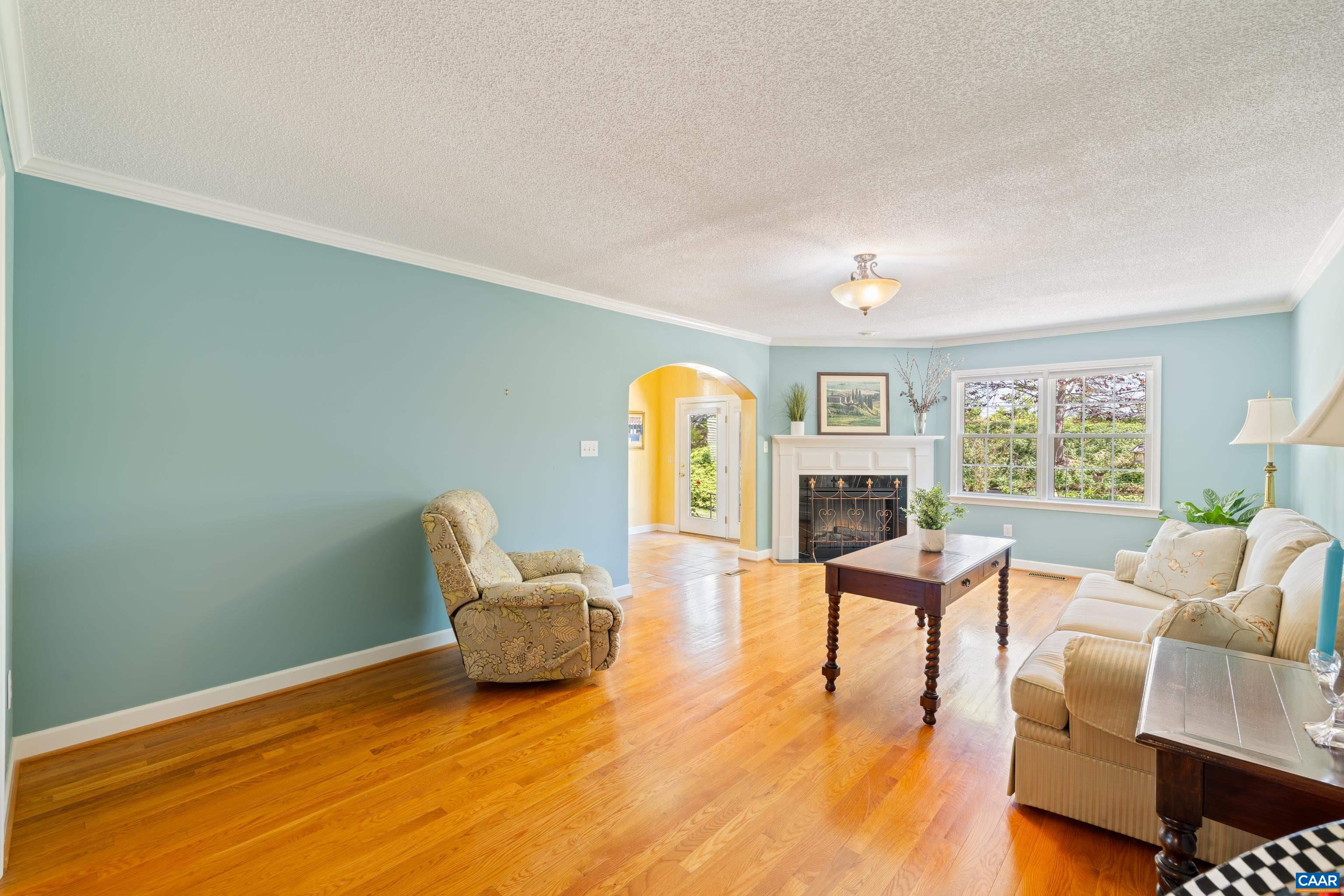 17 HICKORY NUT LN, STAUNTON, Virginia 24401, 3 Bedrooms Bedrooms, ,2 BathroomsBathrooms,Residential,17 HICKORY NUT LN,664199 MLS # 664199