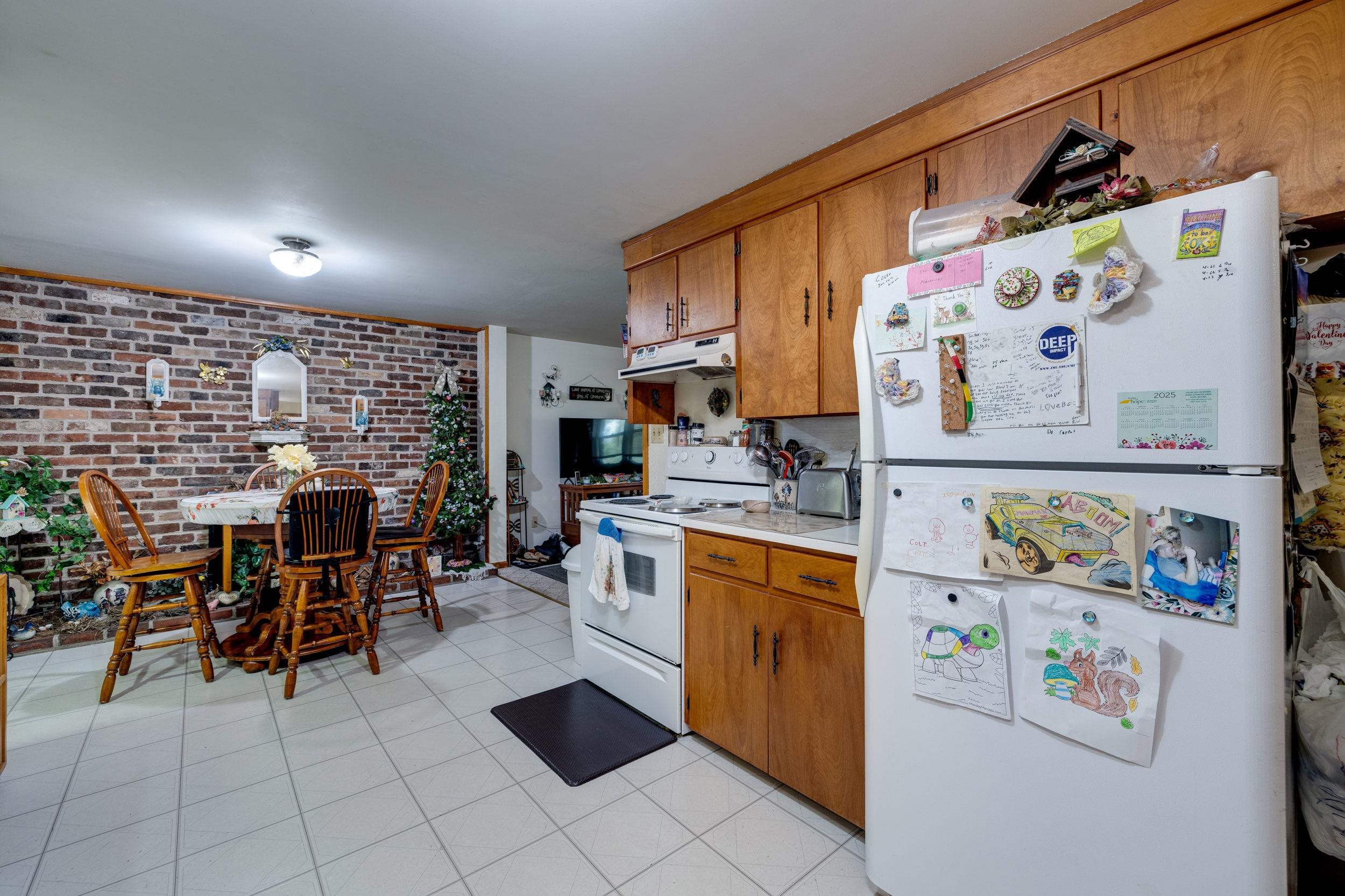 1161 LINCOLNSHIRE DR, ROCKINGHAM, Virginia 22802, 5 Bedrooms Bedrooms, ,3 BathroomsBathrooms,Residential,1161 LINCOLNSHIRE DR,664234 MLS # 664234