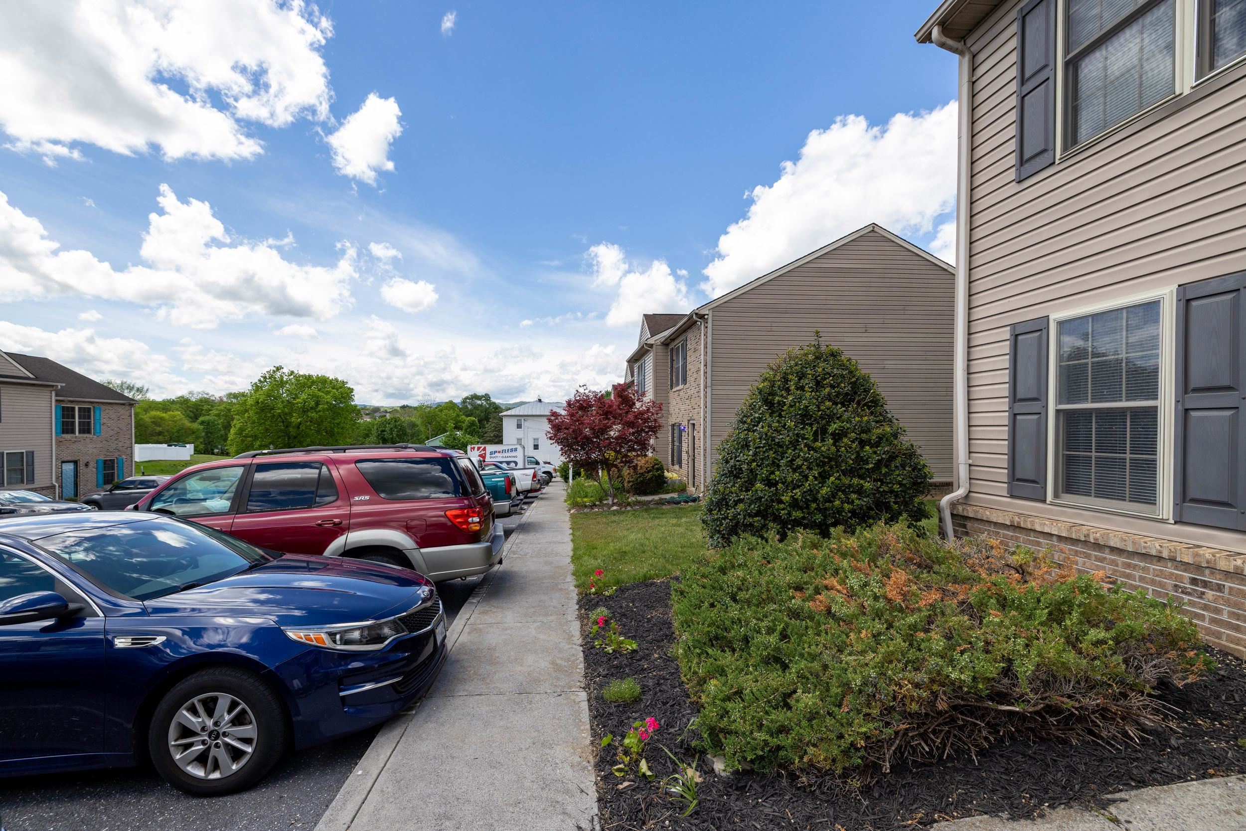181 GRIFFIN LN, BROADWAY, Virginia 22815, 3 Bedrooms Bedrooms, ,2 BathroomsBathrooms,Residential,181 GRIFFIN LN,664235 MLS # 664235