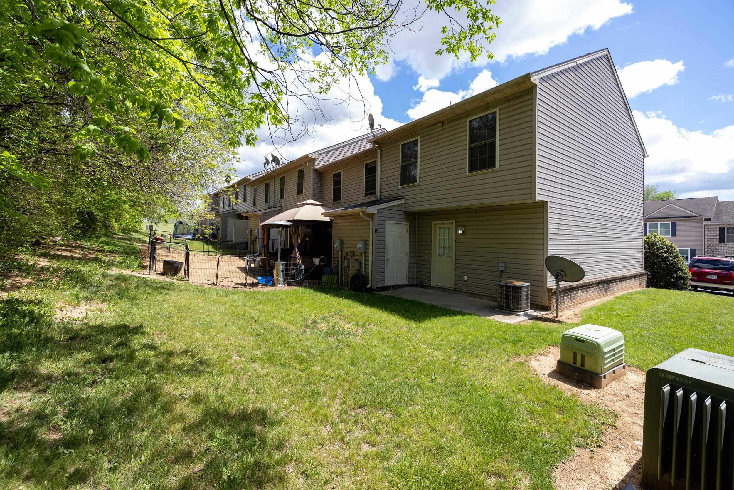 181 GRIFFIN LN, BROADWAY, Virginia 22815, 3 Bedrooms Bedrooms, ,2 BathroomsBathrooms,Residential,181 GRIFFIN LN,664235 MLS # 664235