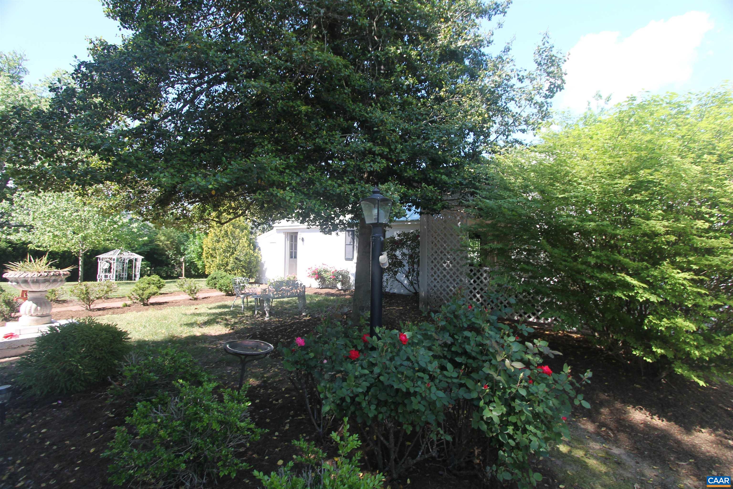 85 GEORGETOWN RD, CHARLOTTESVILLE, Virginia 22901, 3 Bedrooms Bedrooms, ,3 BathroomsBathrooms,Residential,OUT OF BOUNDS,85 GEORGETOWN RD,664240 MLS # 664240