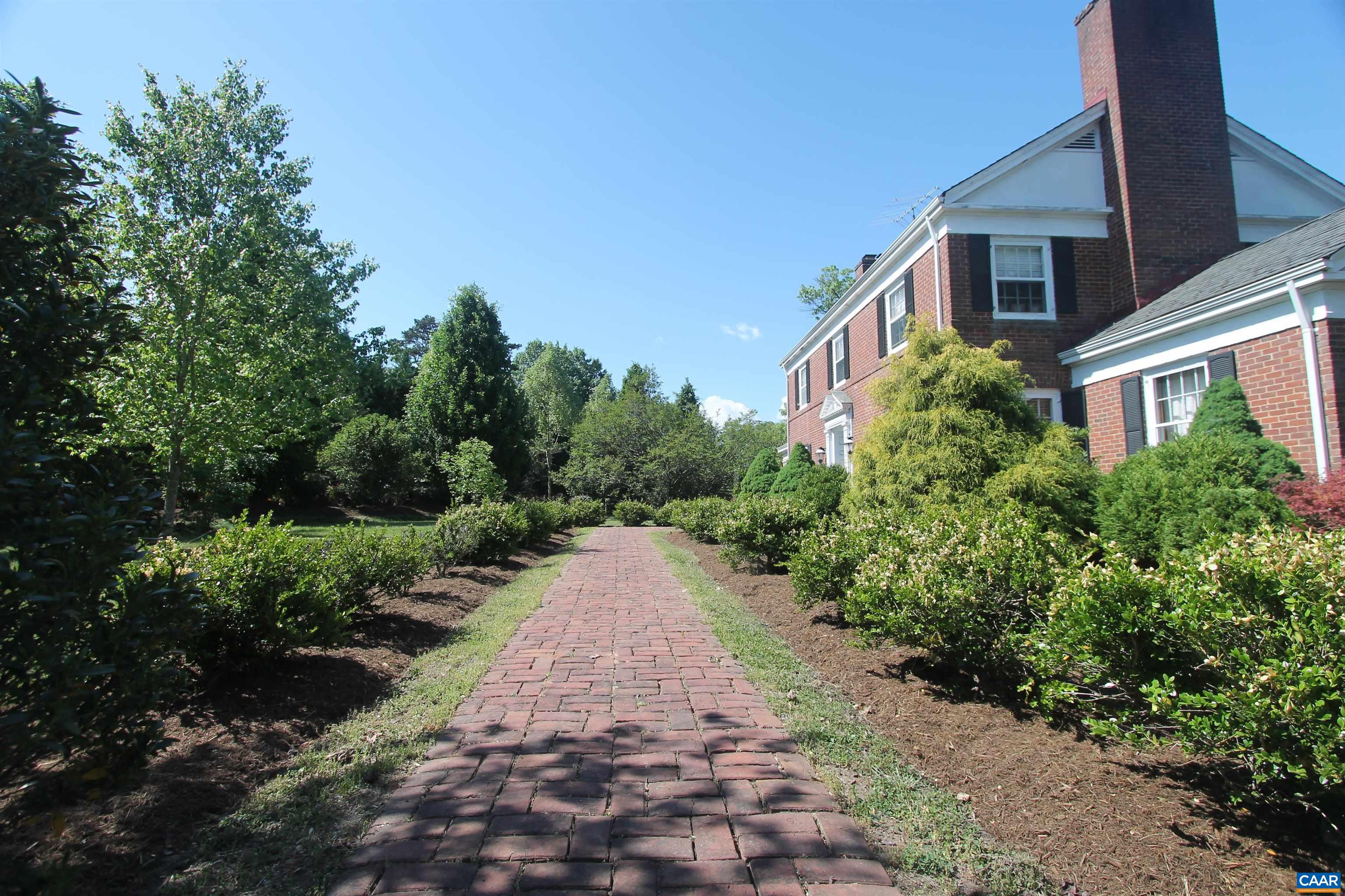 85 GEORGETOWN RD, CHARLOTTESVILLE, Virginia 22901, 3 Bedrooms Bedrooms, ,3 BathroomsBathrooms,Residential,OUT OF BOUNDS,85 GEORGETOWN RD,664240 MLS # 664240