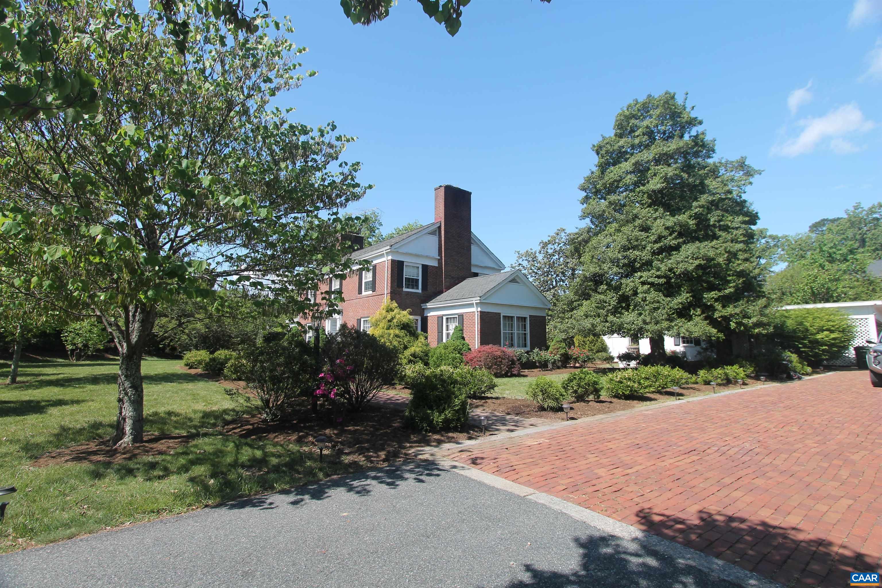 85 GEORGETOWN RD, CHARLOTTESVILLE, Virginia 22901, 3 Bedrooms Bedrooms, ,3 BathroomsBathrooms,Residential,OUT OF BOUNDS,85 GEORGETOWN RD,664240 MLS # 664240
