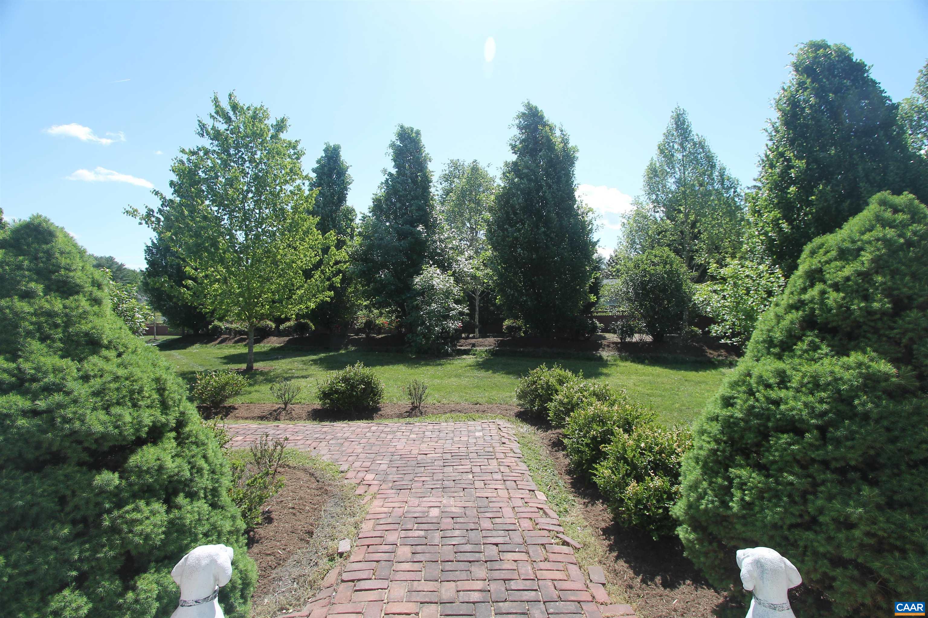 85 GEORGETOWN RD, CHARLOTTESVILLE, Virginia 22901, 3 Bedrooms Bedrooms, ,3 BathroomsBathrooms,Residential,OUT OF BOUNDS,85 GEORGETOWN RD,664240 MLS # 664240