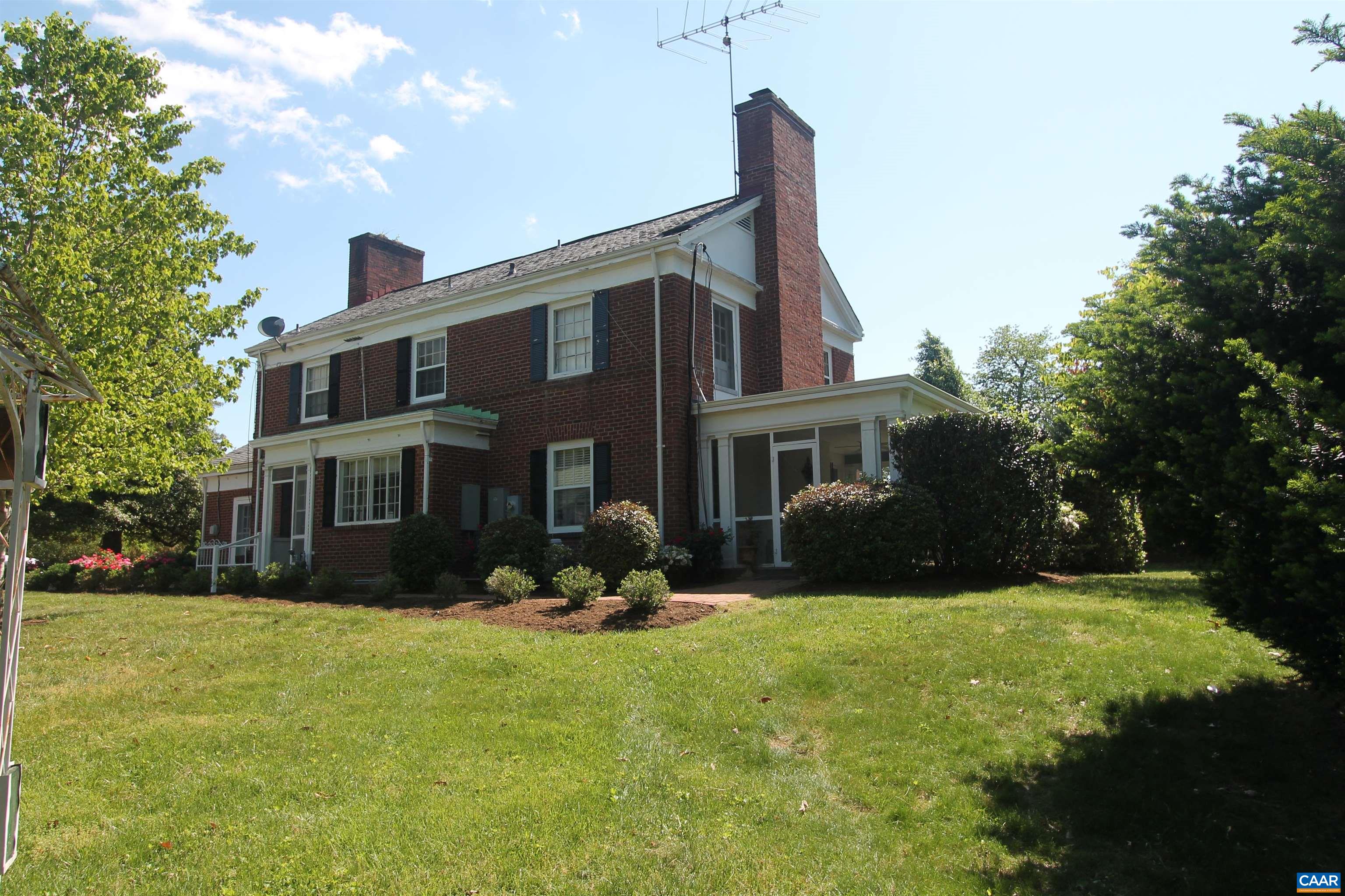 85 GEORGETOWN RD, CHARLOTTESVILLE, Virginia 22901, 3 Bedrooms Bedrooms, ,3 BathroomsBathrooms,Residential,OUT OF BOUNDS,85 GEORGETOWN RD,664240 MLS # 664240