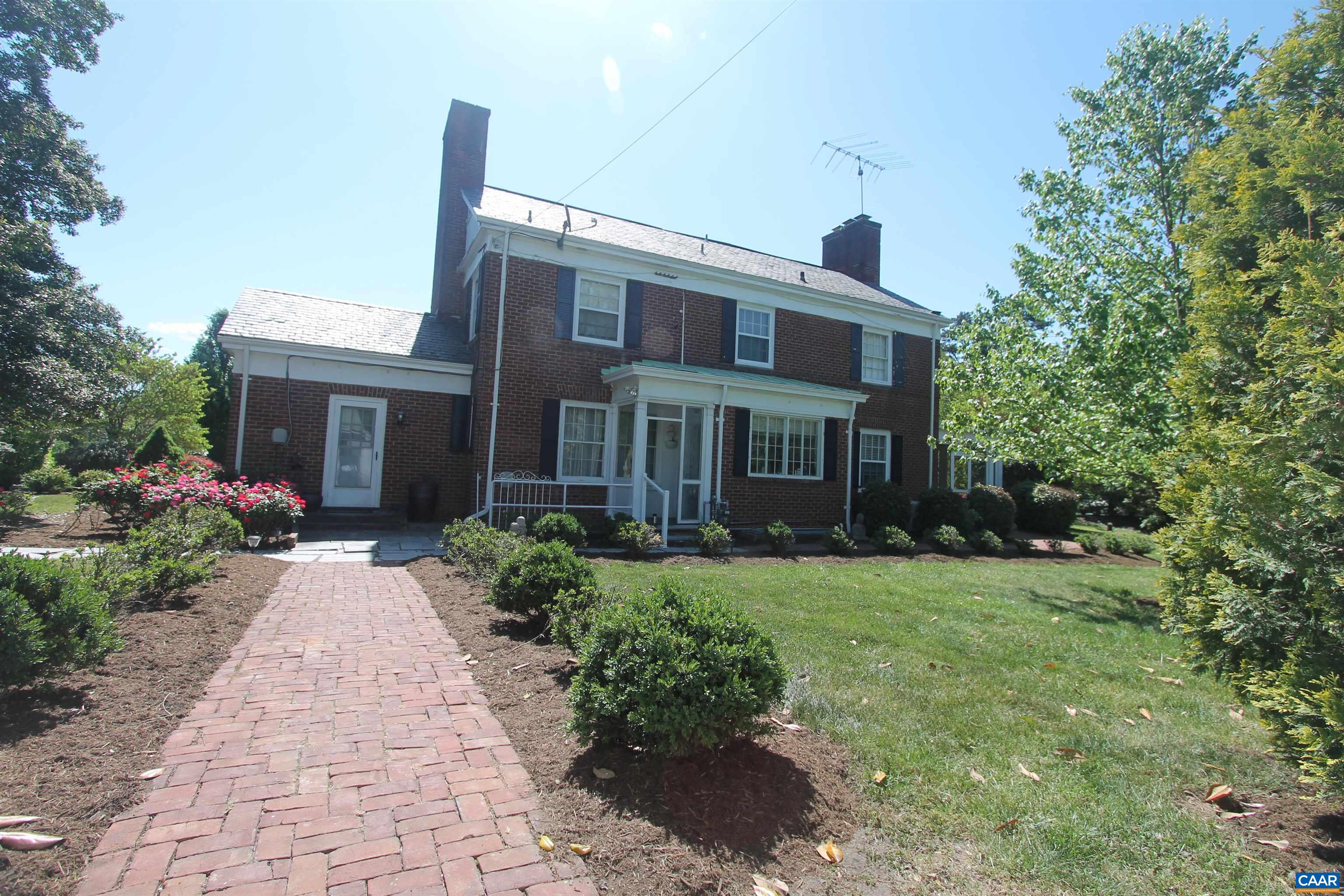 85 GEORGETOWN RD, CHARLOTTESVILLE, Virginia 22901, 3 Bedrooms Bedrooms, ,3 BathroomsBathrooms,Residential,OUT OF BOUNDS,85 GEORGETOWN RD,664240 MLS # 664240