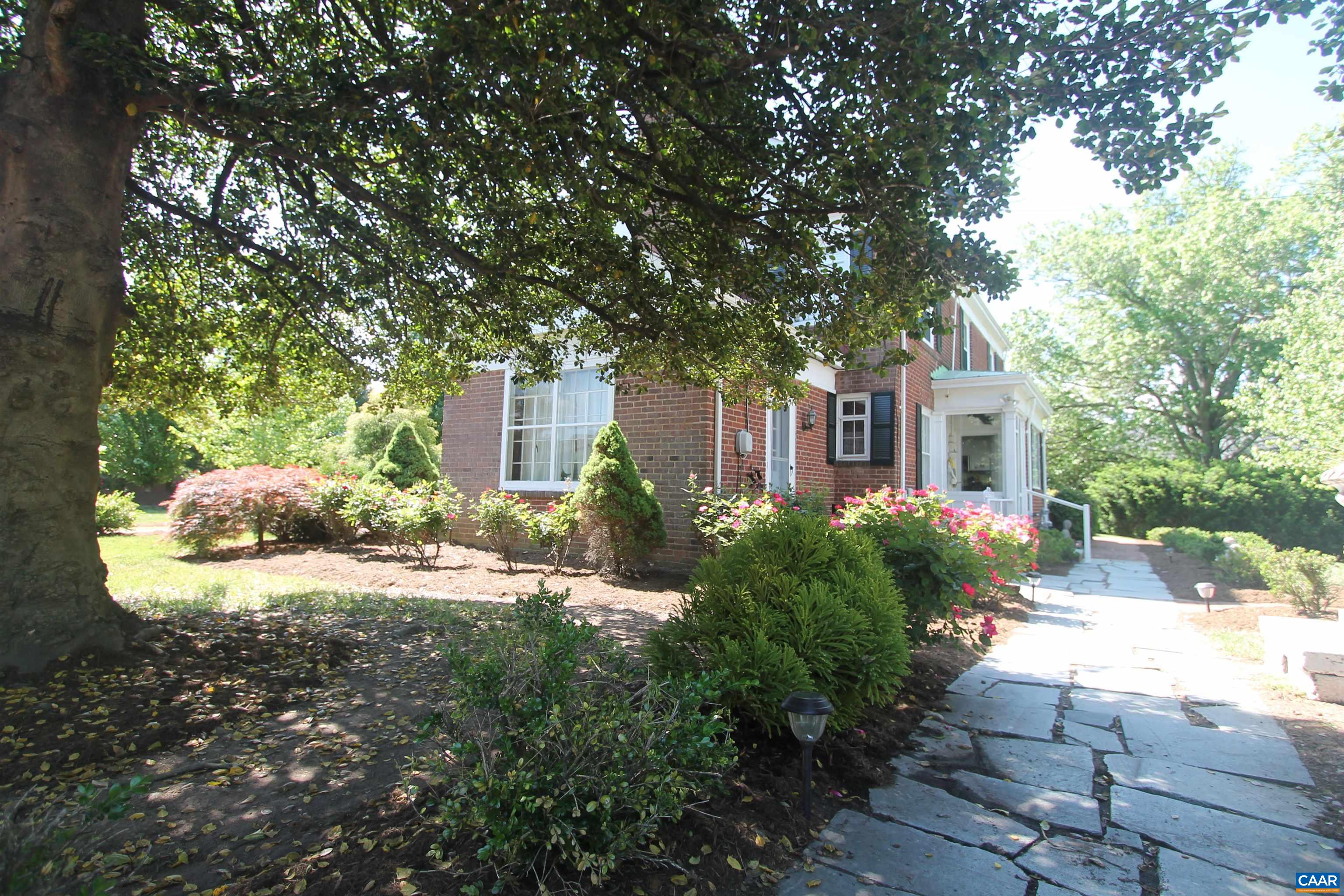 85 GEORGETOWN RD, CHARLOTTESVILLE, Virginia 22901, 3 Bedrooms Bedrooms, ,3 BathroomsBathrooms,Residential,OUT OF BOUNDS,85 GEORGETOWN RD,664240 MLS # 664240