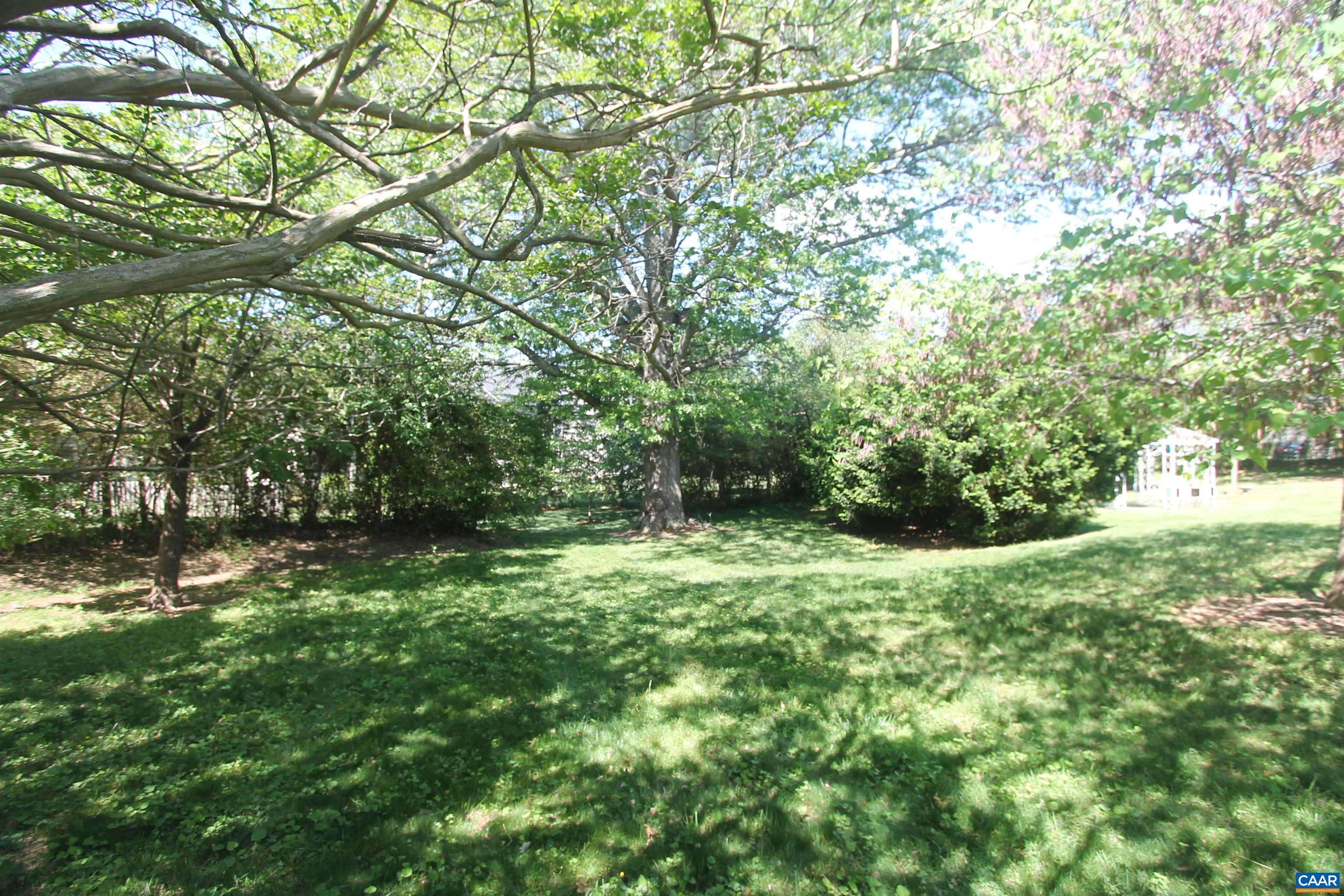 85 GEORGETOWN RD, CHARLOTTESVILLE, Virginia 22901, 3 Bedrooms Bedrooms, ,3 BathroomsBathrooms,Residential,OUT OF BOUNDS,85 GEORGETOWN RD,664240 MLS # 664240