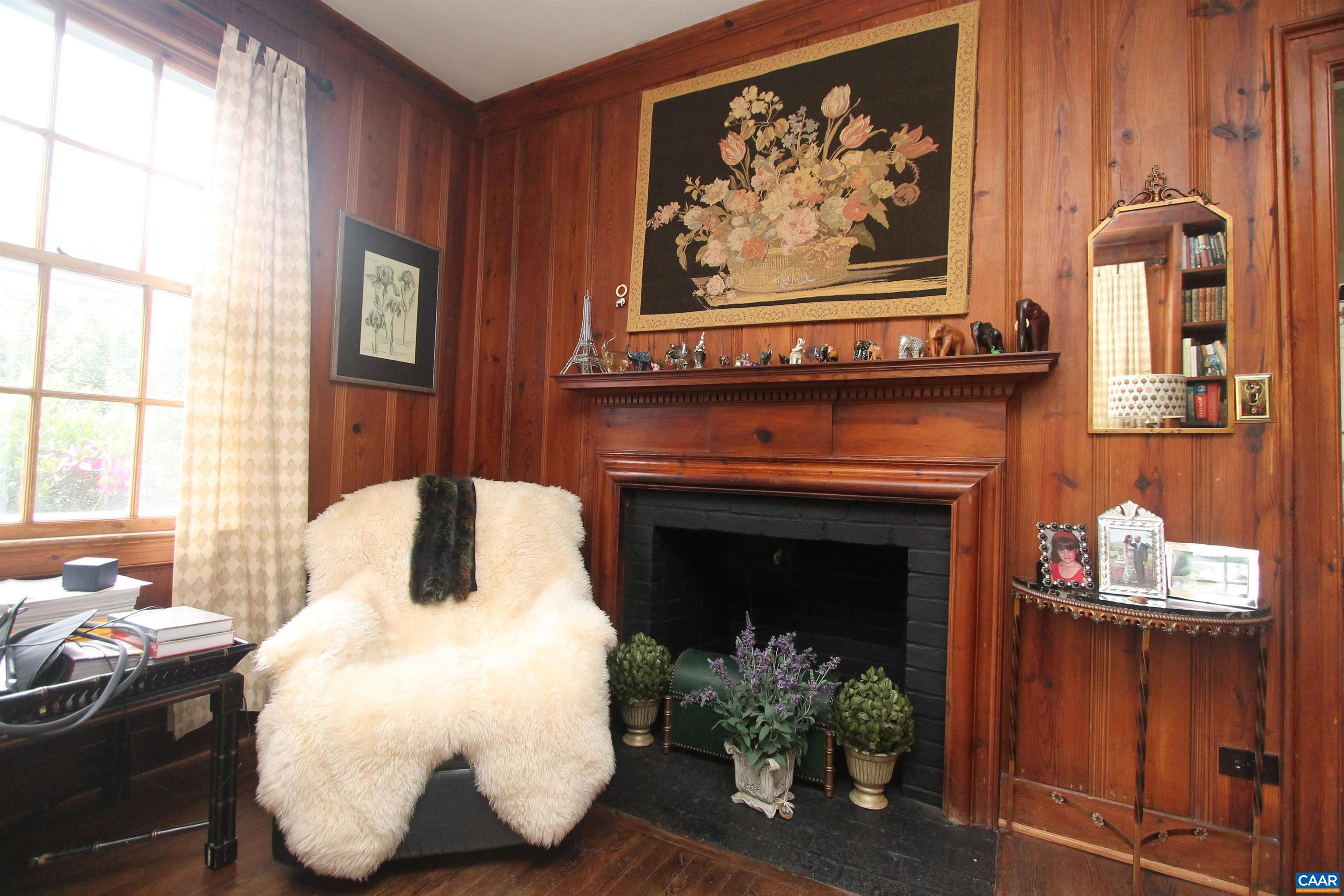 85 GEORGETOWN RD, CHARLOTTESVILLE, Virginia 22901, 3 Bedrooms Bedrooms, ,3 BathroomsBathrooms,Residential,OUT OF BOUNDS,85 GEORGETOWN RD,664240 MLS # 664240