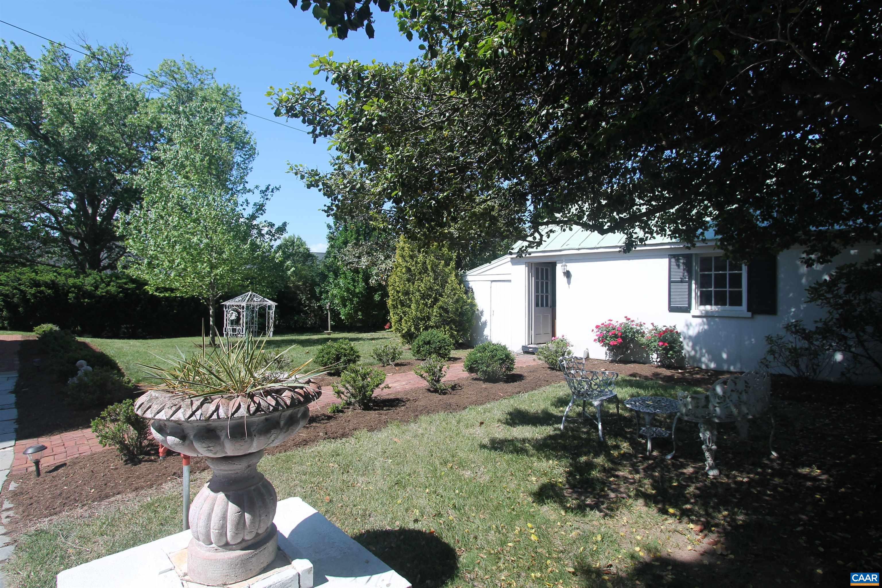 85 GEORGETOWN RD, CHARLOTTESVILLE, Virginia 22901, 3 Bedrooms Bedrooms, ,3 BathroomsBathrooms,Residential,OUT OF BOUNDS,85 GEORGETOWN RD,664240 MLS # 664240