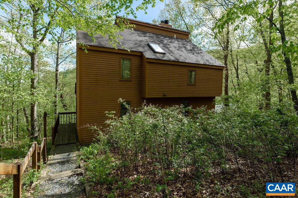 65 LADYSLIPPER LN, WINTERGREEN RESORT, Virginia 22967, 4 Bedrooms Bedrooms, ,2 BathroomsBathrooms,Residential,65 LADYSLIPPER LN,664246 MLS # 664246
