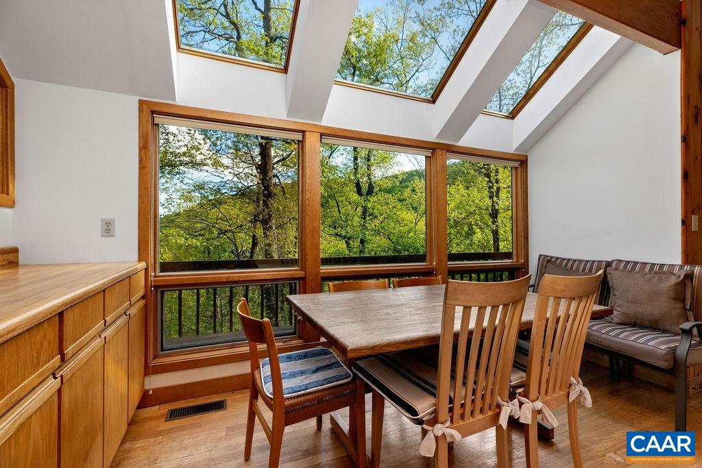 65 LADYSLIPPER LN, WINTERGREEN RESORT, Virginia 22967, 4 Bedrooms Bedrooms, ,2 BathroomsBathrooms,Residential,65 LADYSLIPPER LN,664246 MLS # 664246