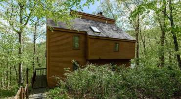 65 LADYSLIPPER LN, WINTERGREEN RESORT, Virginia 22967, 4 Bedrooms Bedrooms, ,2 BathroomsBathrooms,Residential,65 LADYSLIPPER LN,664246 MLS # 664246