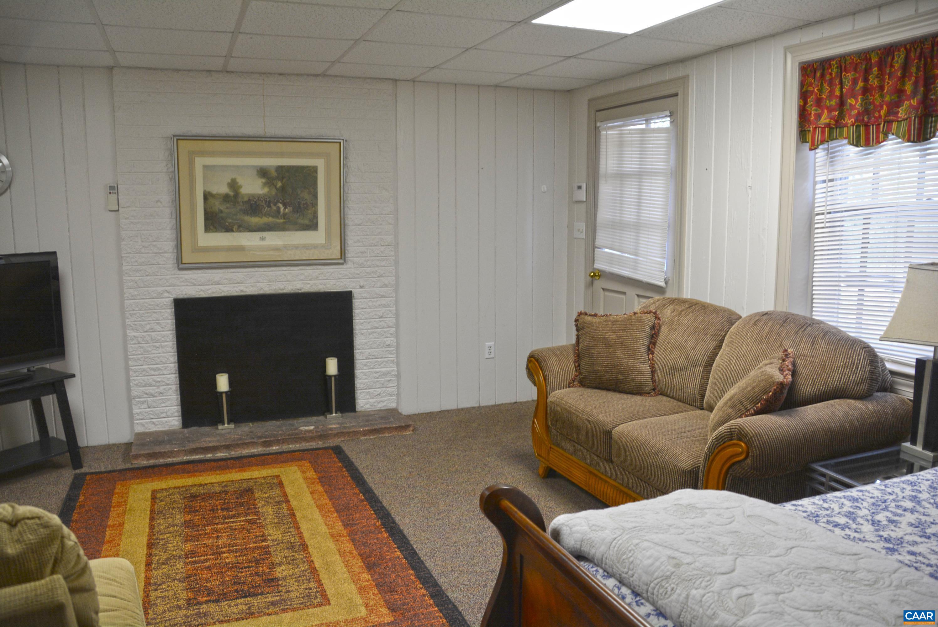 1104 HIGH ST, FARMVILLE, Virginia 23901, 3 Bedrooms Bedrooms, ,3 BathroomsBathrooms,Residential,1104 HIGH ST,664250 MLS # 664250