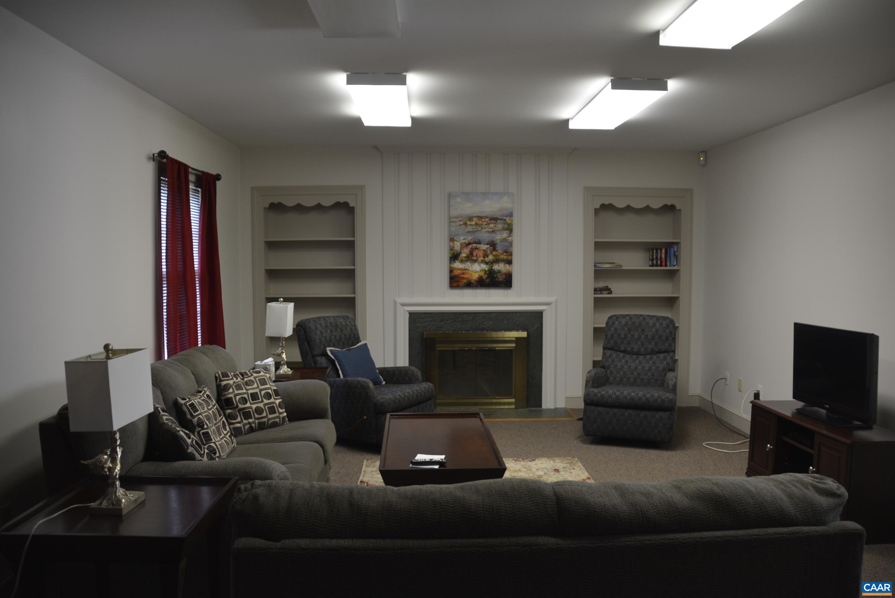1104 HIGH ST, FARMVILLE, Virginia 23901, 3 Bedrooms Bedrooms, ,3 BathroomsBathrooms,Residential,1104 HIGH ST,664250 MLS # 664250