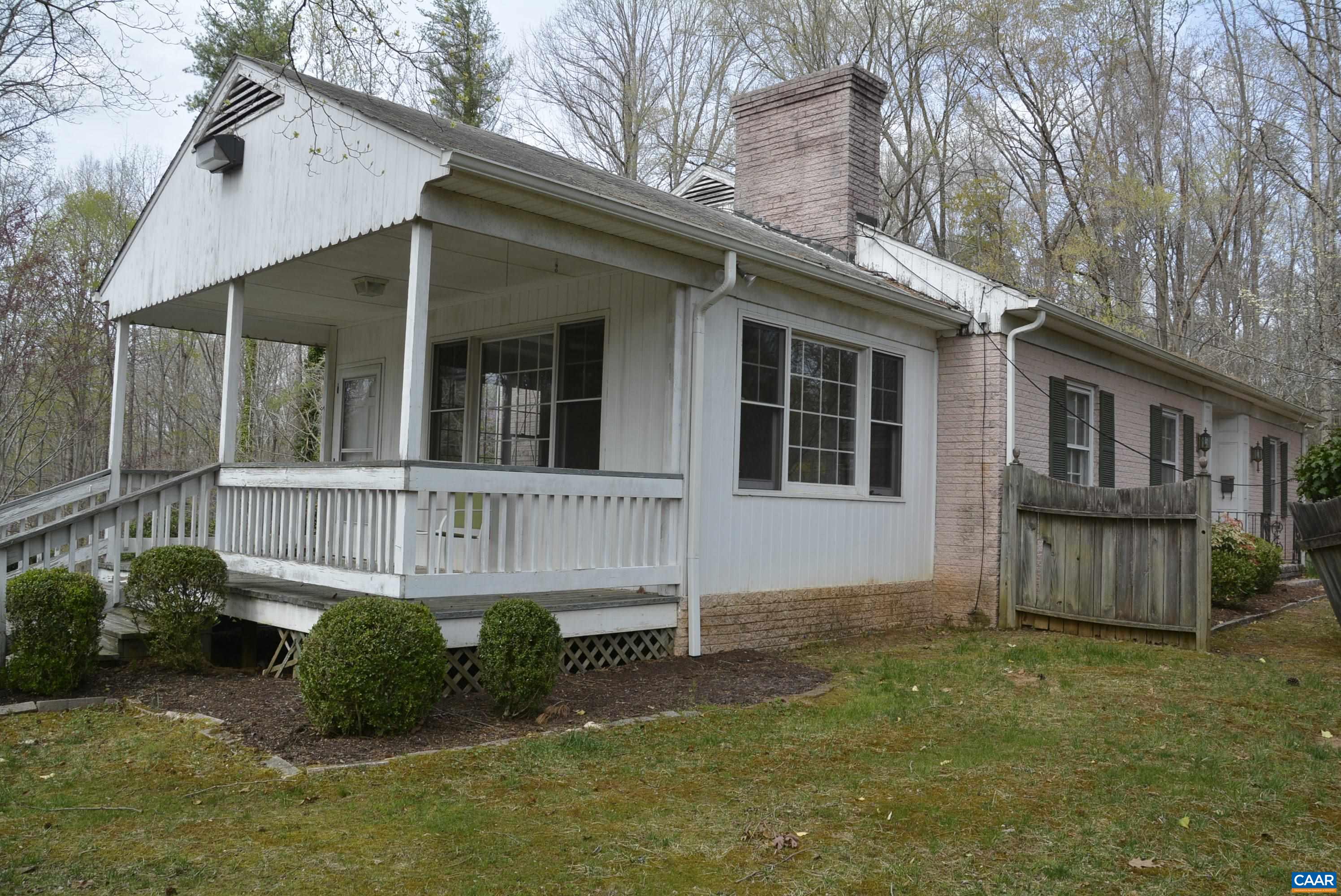 1104 HIGH ST, FARMVILLE, Virginia 23901, 3 Bedrooms Bedrooms, ,3 BathroomsBathrooms,Residential,1104 HIGH ST,664250 MLS # 664250