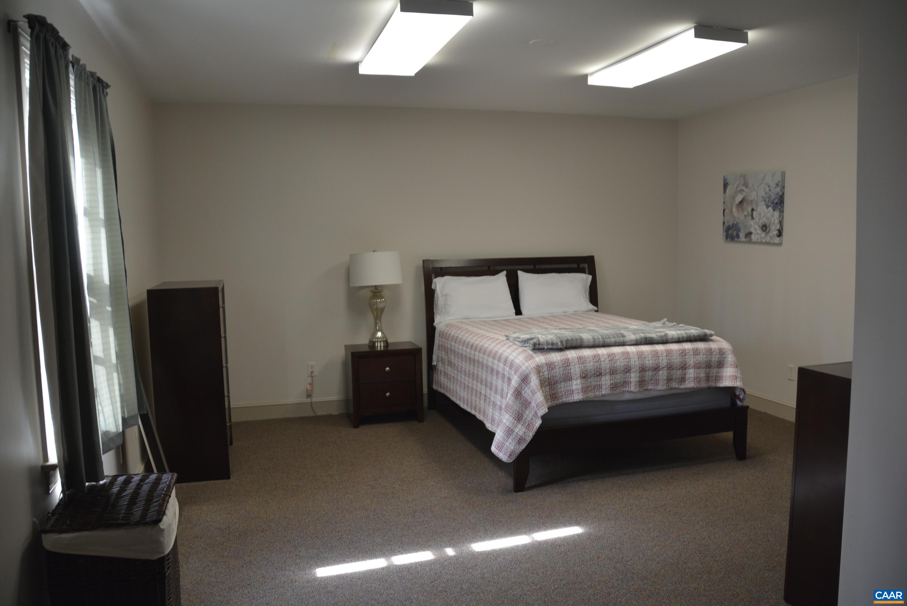 1104 HIGH ST, FARMVILLE, Virginia 23901, 3 Bedrooms Bedrooms, ,3 BathroomsBathrooms,Residential,1104 HIGH ST,664250 MLS # 664250