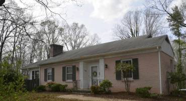 1104 HIGH ST, FARMVILLE, Virginia 23901, 3 Bedrooms Bedrooms, ,3 BathroomsBathrooms,Residential,1104 HIGH ST,664250 MLS # 664250