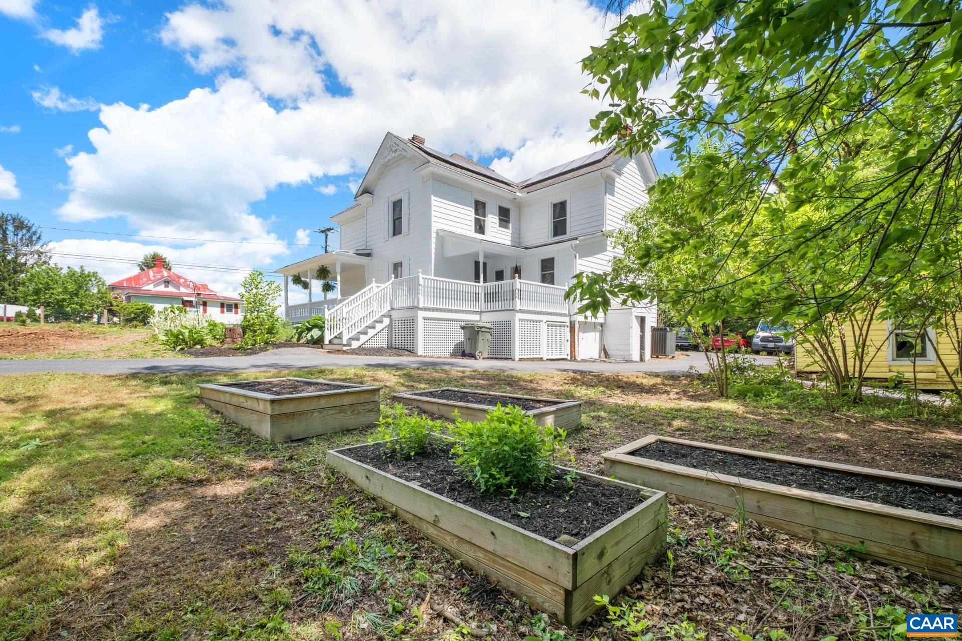 2010 WHITE BRIDGE RD, WAYNESBORO, Virginia 22980, 4 Bedrooms Bedrooms, ,1 BathroomBathrooms,Residential,2010 WHITE BRIDGE RD,664251 MLS # 664251