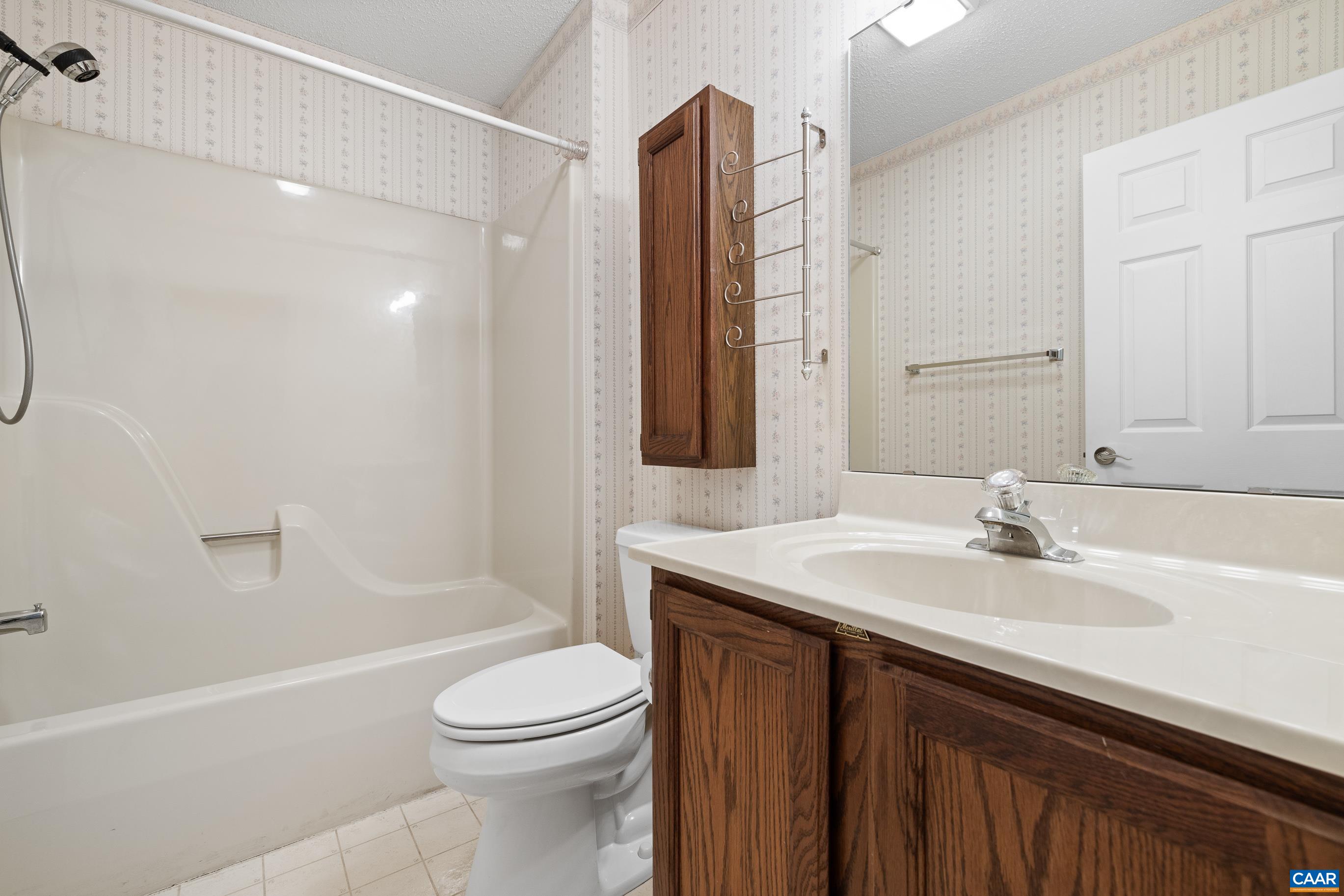 1184 PARTRIDGE LN, CHARLOTTESVILLE, Virginia 22901, 3 Bedrooms Bedrooms, ,3 BathroomsBathrooms,Residential,1184 PARTRIDGE LN,664253 MLS # 664253