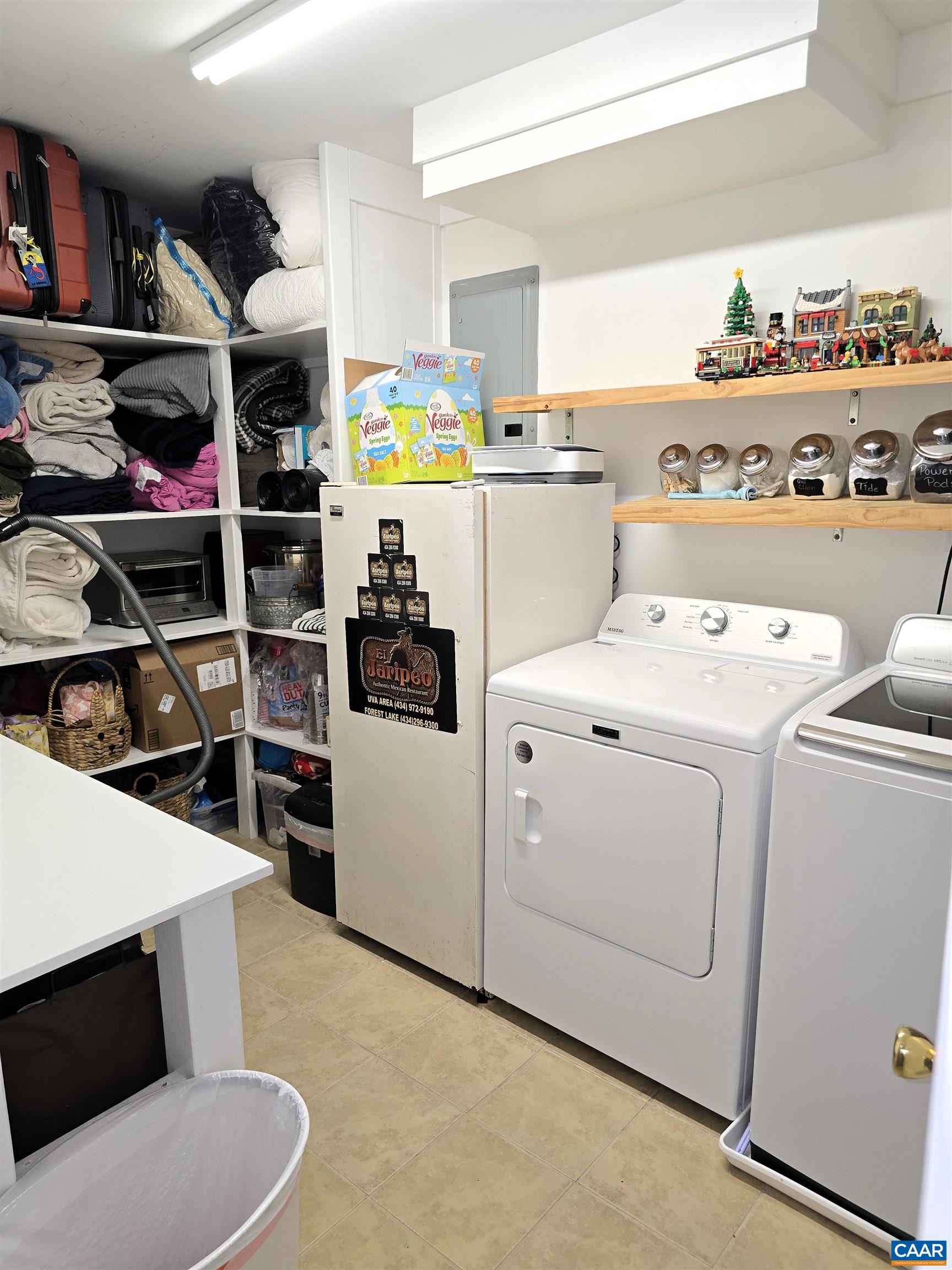 Washer & Dryer convey