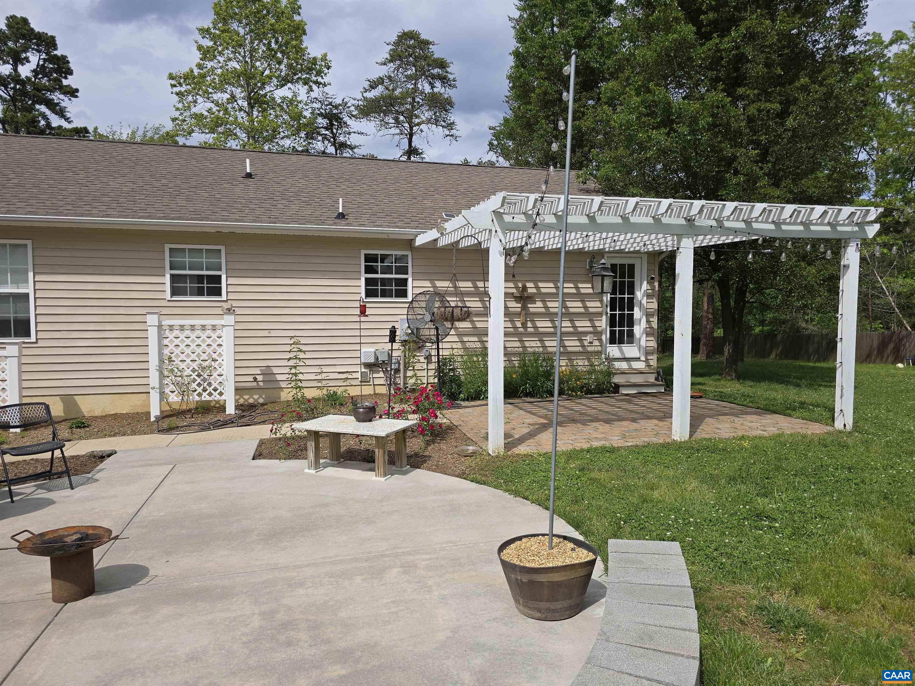 1060 EAST RIVER RD, DIXIE, Virginia 23055, 4 Bedrooms Bedrooms, ,3 BathroomsBathrooms,Residential,1060 EAST RIVER RD,664254 MLS # 664254