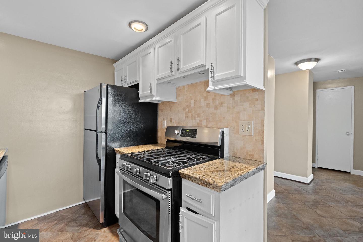 4600 DUKE ST #1300, ALEXANDRIA, Virginia 22304, 1 Bedroom Bedrooms, ,1 BathroomBathrooms,Residential,For sale,4600 DUKE ST #1300,VAAX2043828 MLS # VAAX2043828