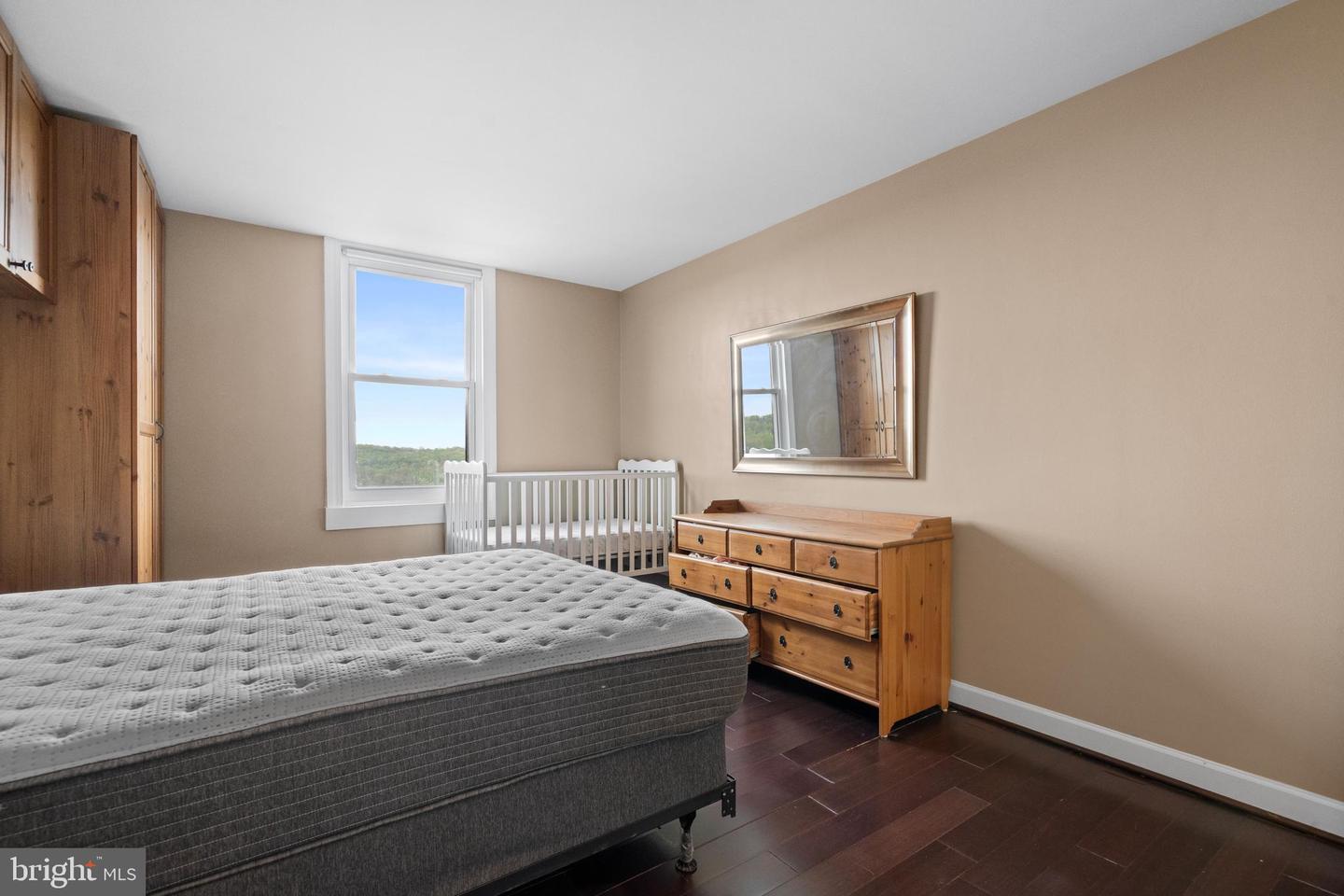 4600 DUKE ST #1300, ALEXANDRIA, Virginia 22304, 1 Bedroom Bedrooms, ,1 BathroomBathrooms,Residential,For sale,4600 DUKE ST #1300,VAAX2043828 MLS # VAAX2043828