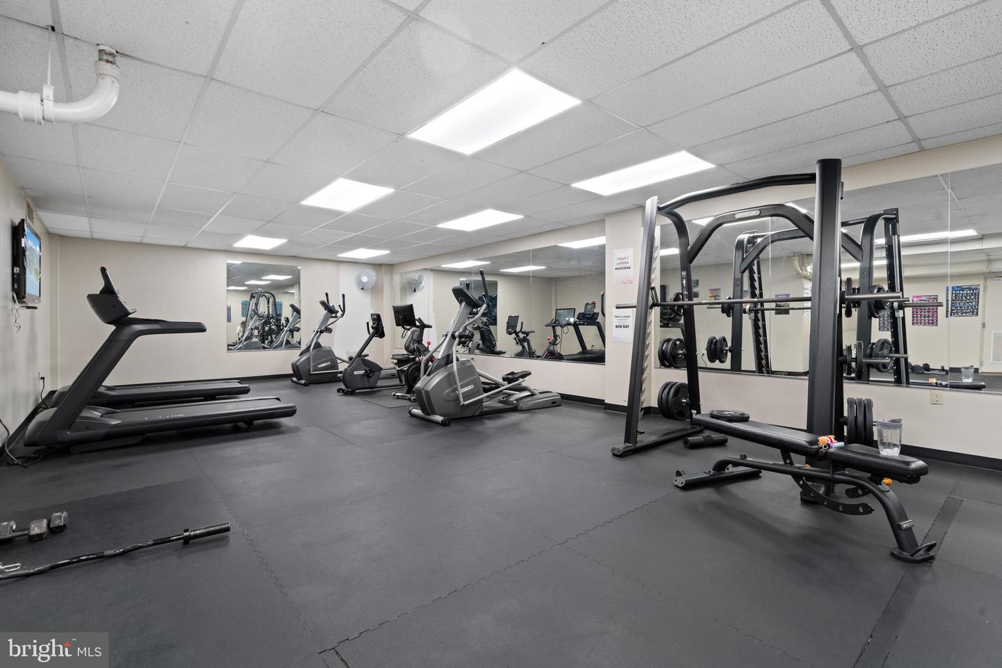 4600 DUKE ST #1300, ALEXANDRIA, Virginia 22304, 1 Bedroom Bedrooms, ,1 BathroomBathrooms,Residential,For sale,4600 DUKE ST #1300,VAAX2043828 MLS # VAAX2043828