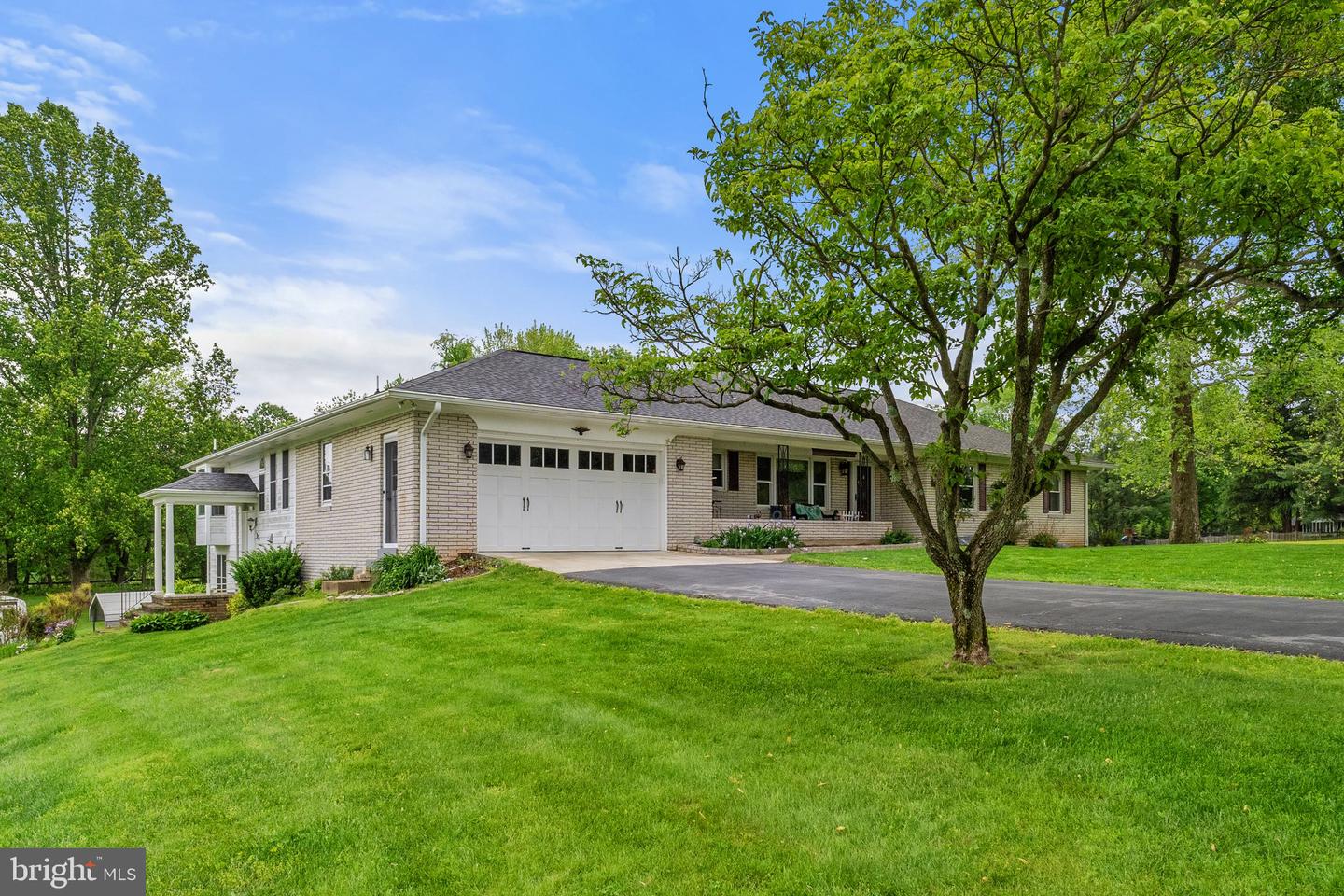 20268 ROLAND CT, LEESBURG, Virginia 20175, 3 Bedrooms Bedrooms, ,4 BathroomsBathrooms,Residential,For sale,20268 ROLAND CT,VALO2093234 MLS # VALO2093234