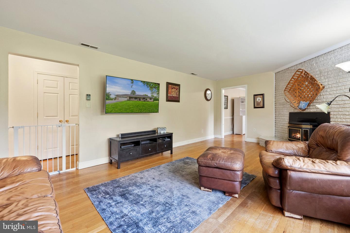 20268 ROLAND CT, LEESBURG, Virginia 20175, 3 Bedrooms Bedrooms, ,4 BathroomsBathrooms,Residential,For sale,20268 ROLAND CT,VALO2093234 MLS # VALO2093234
