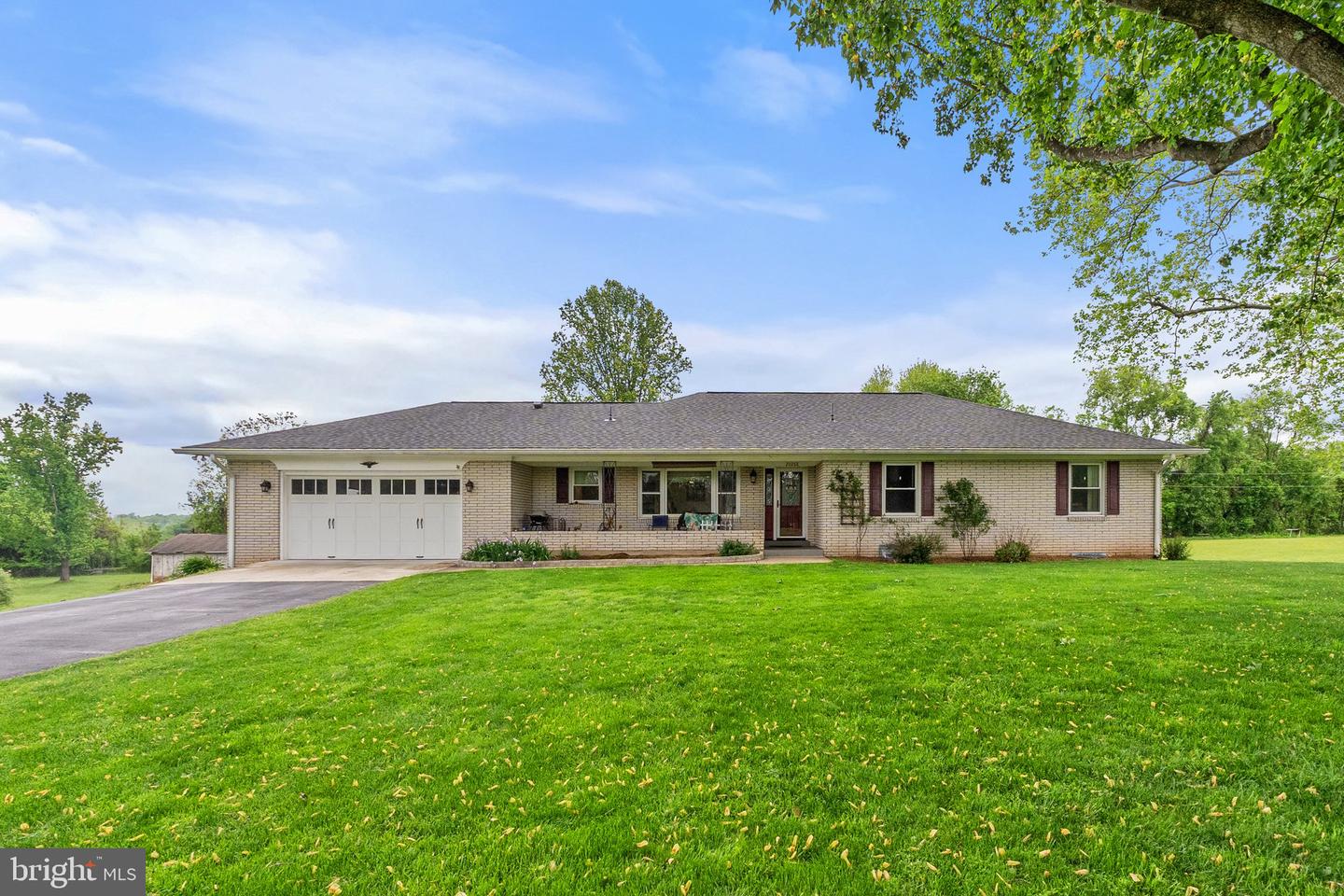 20268 ROLAND CT, LEESBURG, Virginia 20175, 3 Bedrooms Bedrooms, ,4 BathroomsBathrooms,Residential,For sale,20268 ROLAND CT,VALO2093234 MLS # VALO2093234