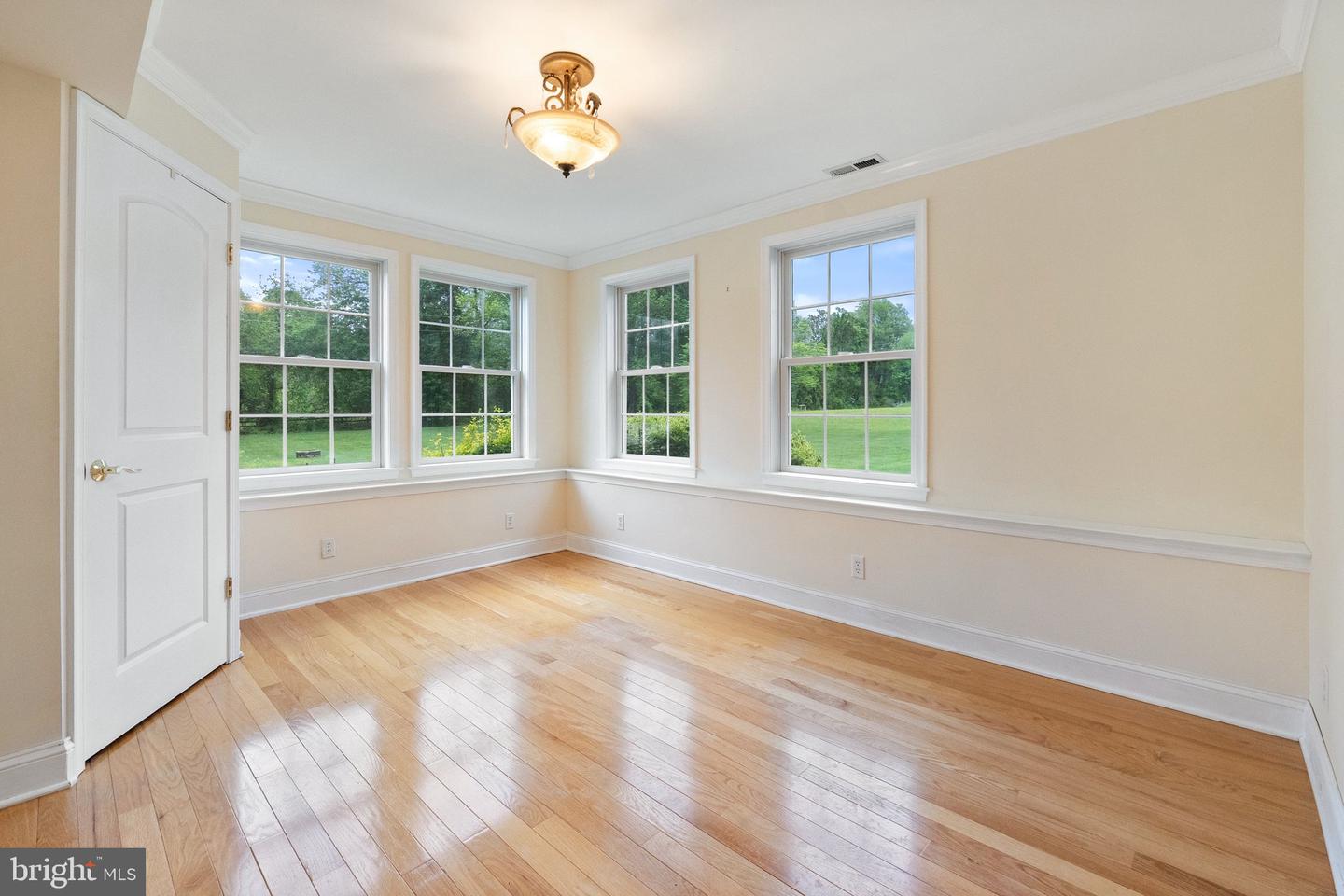 20268 ROLAND CT, LEESBURG, Virginia 20175, 3 Bedrooms Bedrooms, ,4 BathroomsBathrooms,Residential,For sale,20268 ROLAND CT,VALO2093234 MLS # VALO2093234