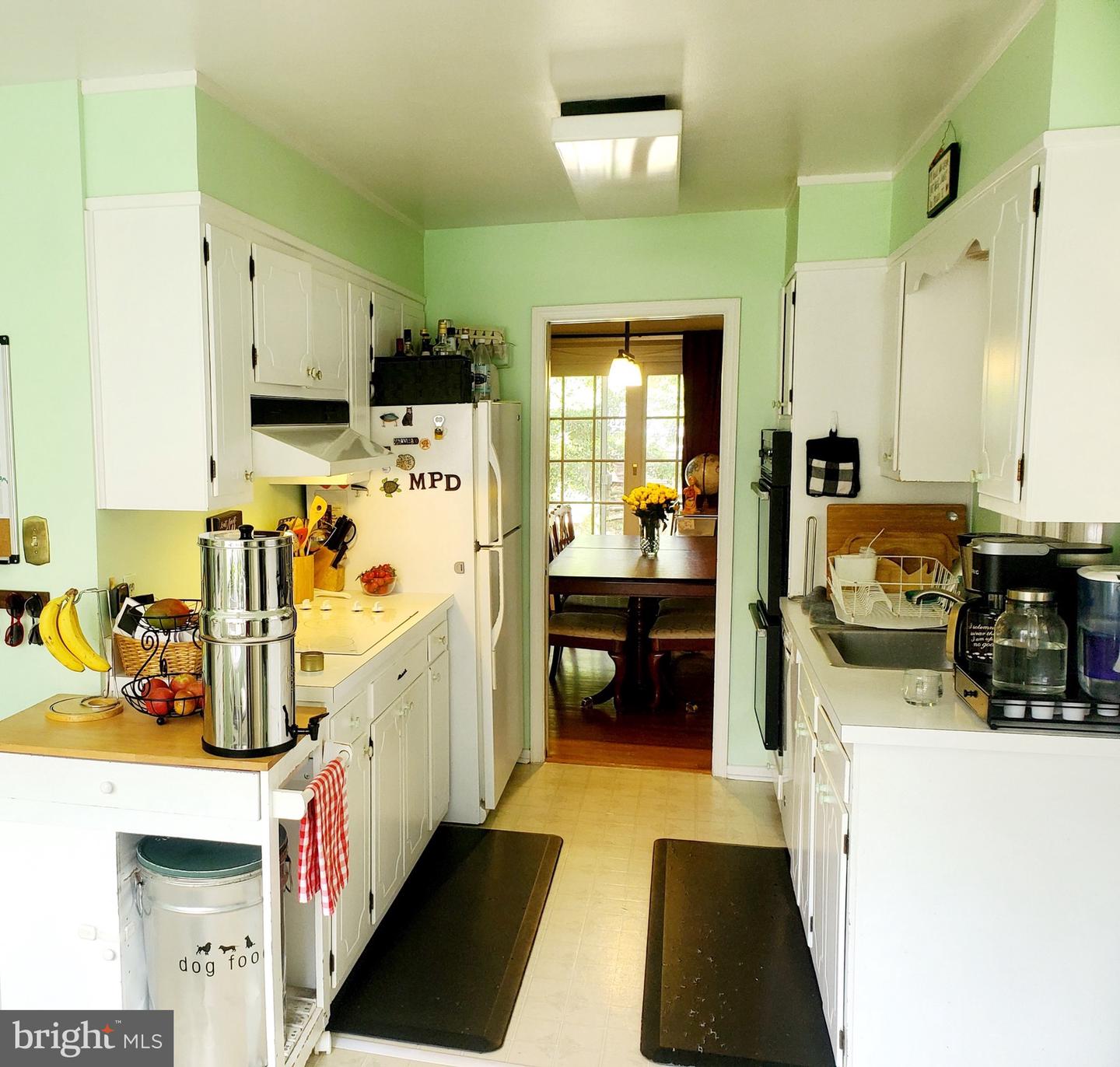 1928 HULL RD, VIENNA, Virginia 22182, 4 Bedrooms Bedrooms, ,2 BathroomsBathrooms,Residential,For sale,1928 HULL RD,VAFX2232822 MLS # VAFX2232822