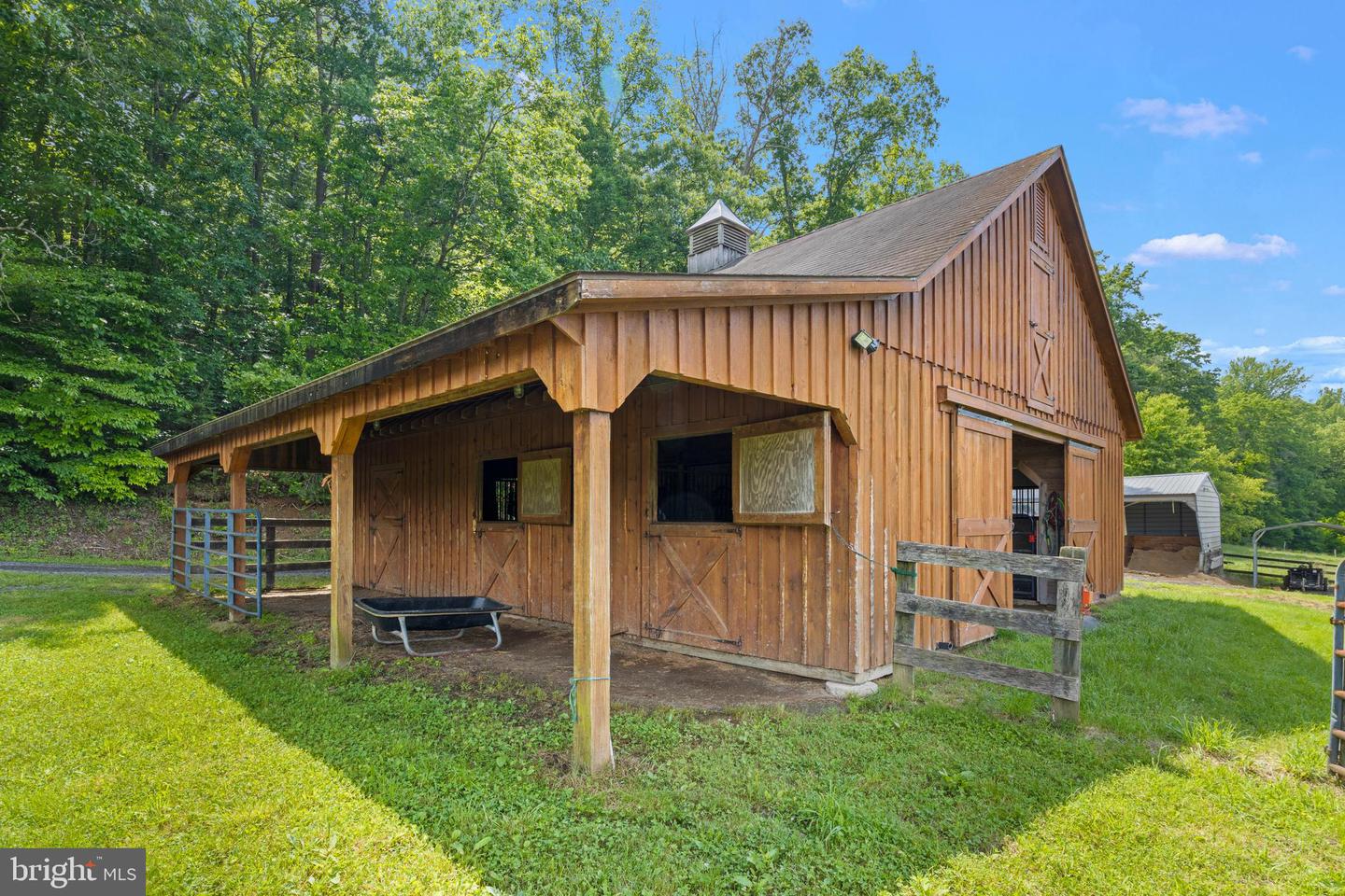 7312 OAK LN, MARSHALL, Virginia 20115, 4 Bedrooms Bedrooms, ,3 BathroomsBathrooms,Farm,For sale,7312 OAK LN,VAFQ2016554 MLS # VAFQ2016554