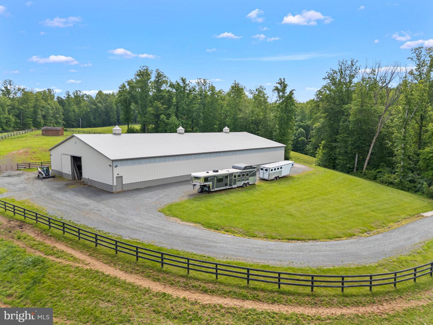 7312 OAK LN, MARSHALL, Virginia 20115, 4 Bedrooms Bedrooms, ,3 BathroomsBathrooms,Farm,For sale,7312 OAK LN,VAFQ2016554 MLS # VAFQ2016554
