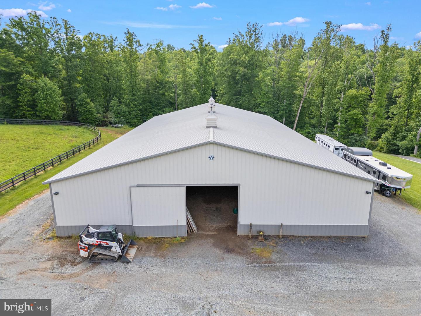 7312 OAK LN, MARSHALL, Virginia 20115, 4 Bedrooms Bedrooms, ,3 BathroomsBathrooms,Farm,For sale,7312 OAK LN,VAFQ2016554 MLS # VAFQ2016554
