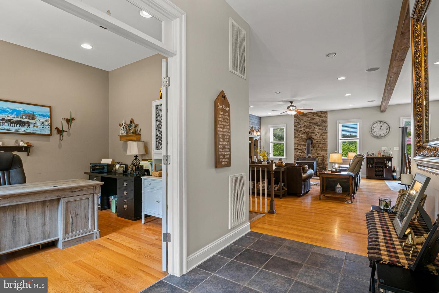 7312 OAK LN, MARSHALL, Virginia 20115, 4 Bedrooms Bedrooms, ,3 BathroomsBathrooms,Farm,For sale,7312 OAK LN,VAFQ2016554 MLS # VAFQ2016554